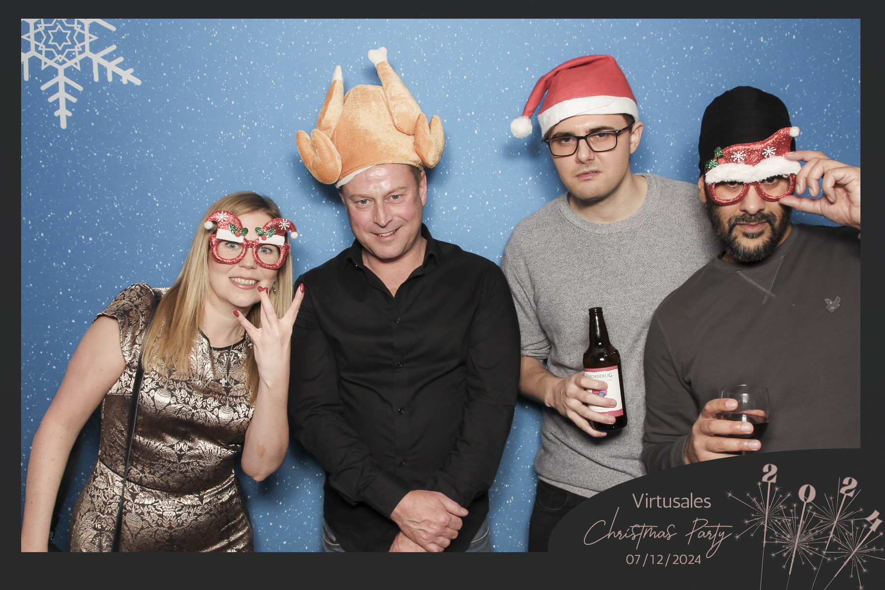 Virtusales Xmas Party 2024 | View more photos from the event at gallery.freshbooths.com/u/FreshBooths/Virtusales-Xmas-Party-2024