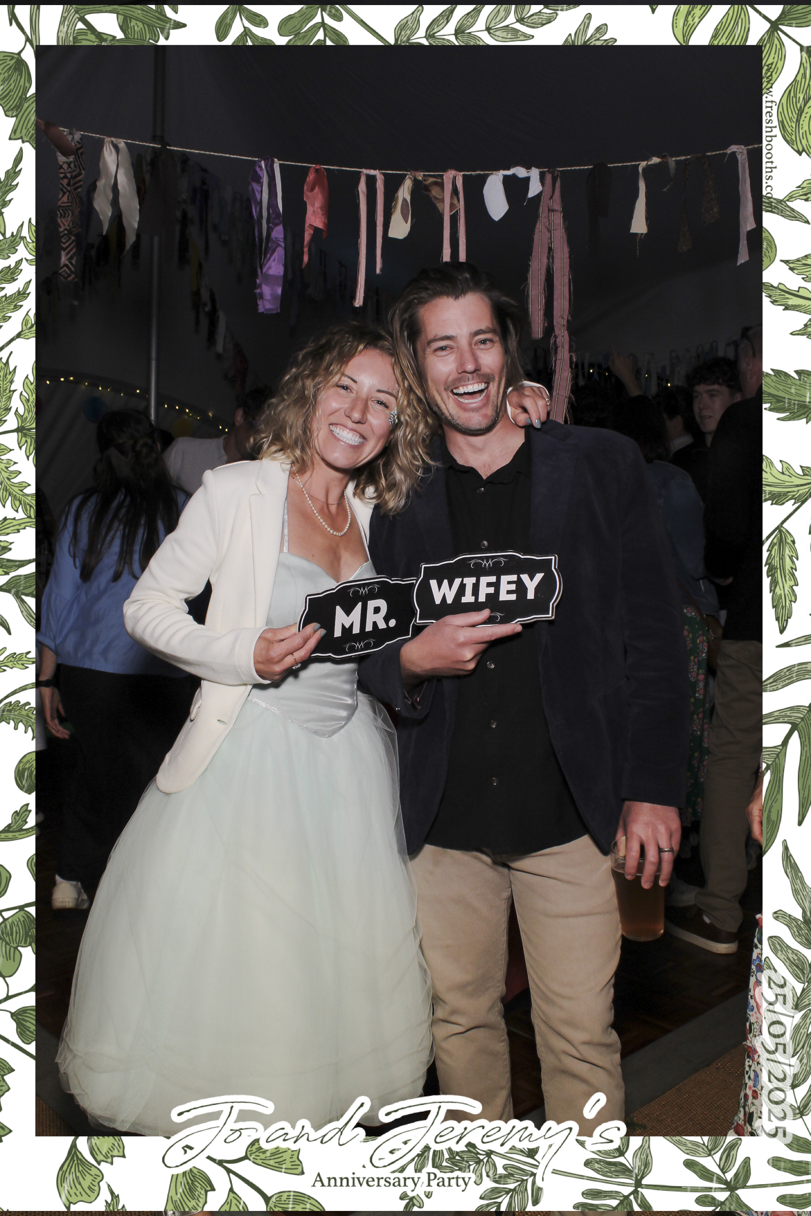 Jo & Jeremy Wedding Anniversary | View more photos from the event at gallery.freshbooths.com/u/FreshBooths/Jo-Jeremy-Wedding-Anniversary