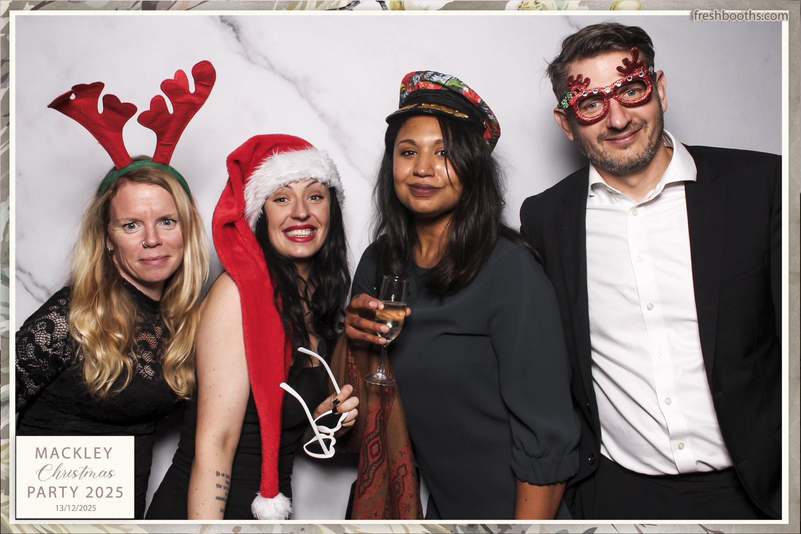 Mackley Xmas 2025 | View more photos from the event at gallery.freshbooths.com/u/FreshBooths/Mackley-Xmas-2025