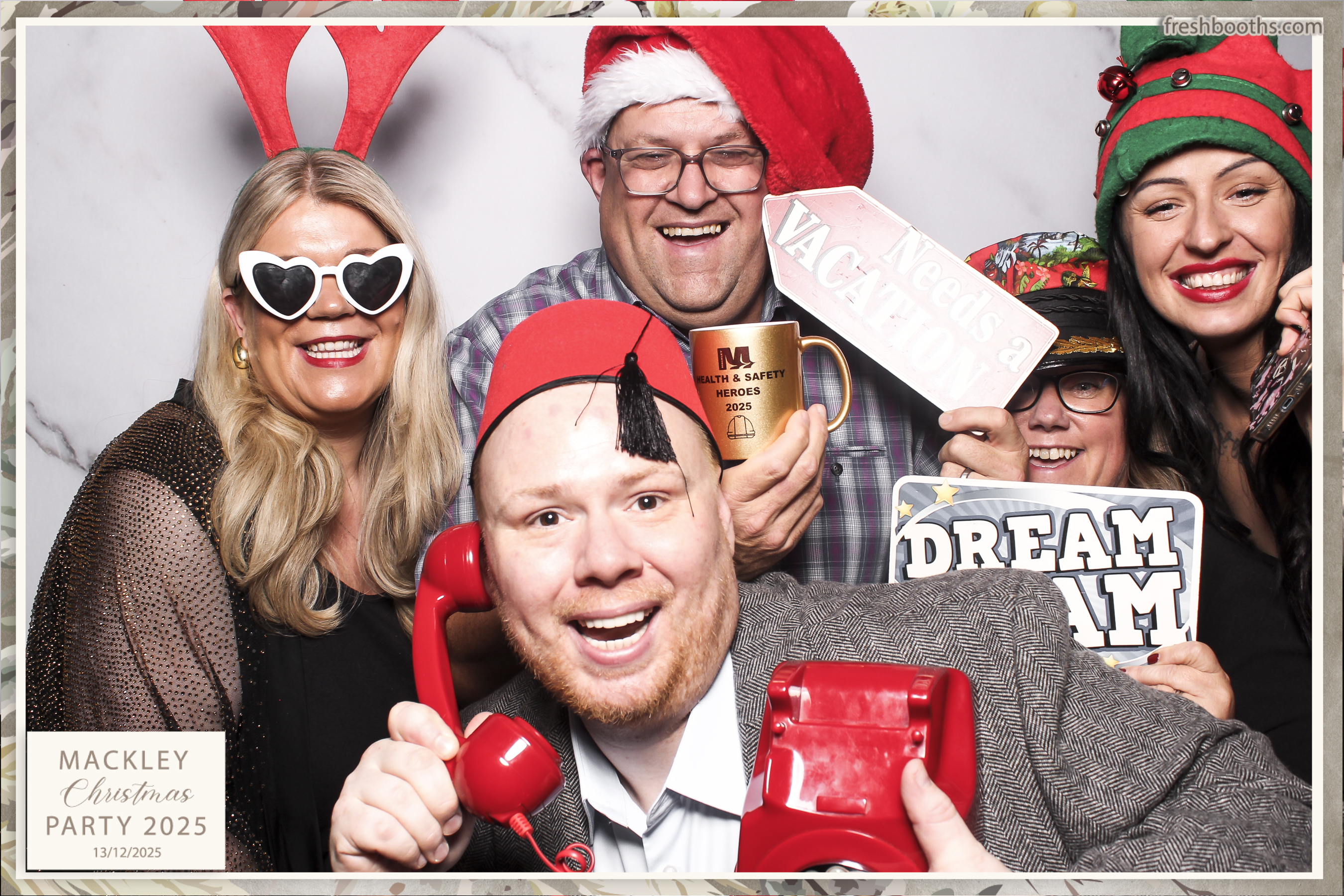 Mackley Xmas 2025 | View more photos from the event at gallery.freshbooths.com/u/FreshBooths/Mackley-Xmas-2025