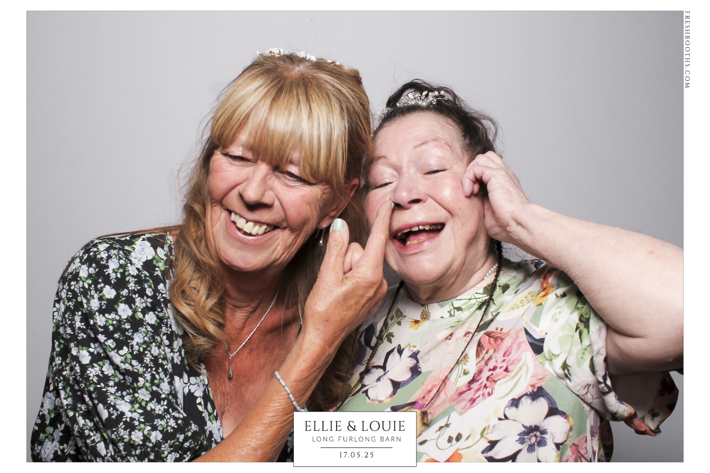 Wedding of Ellie & Louie | View more photos from the event at gallery.freshbooths.com/u/FreshBooths/Wedding-of-Ellie-Louie