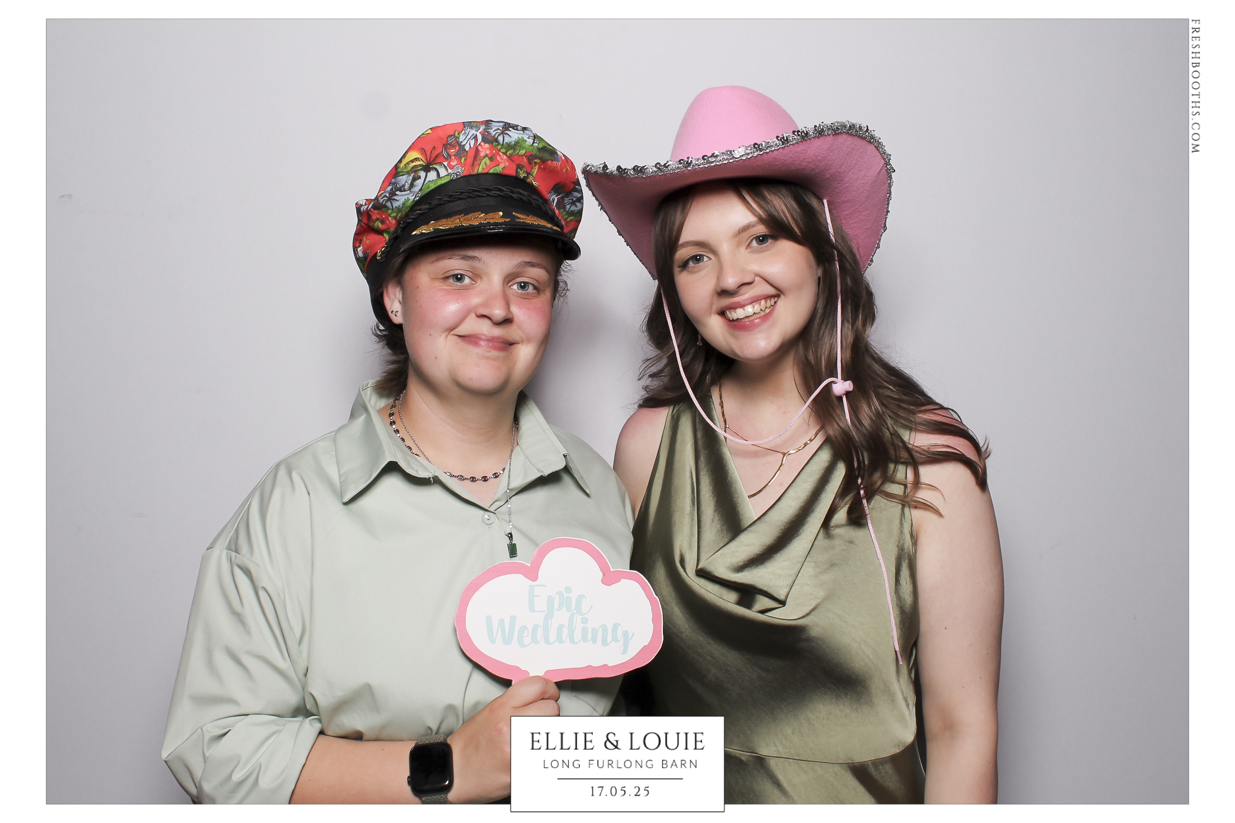 Wedding of Ellie & Louie | View more photos from the event at gallery.freshbooths.com/u/FreshBooths/Wedding-of-Ellie-Louie