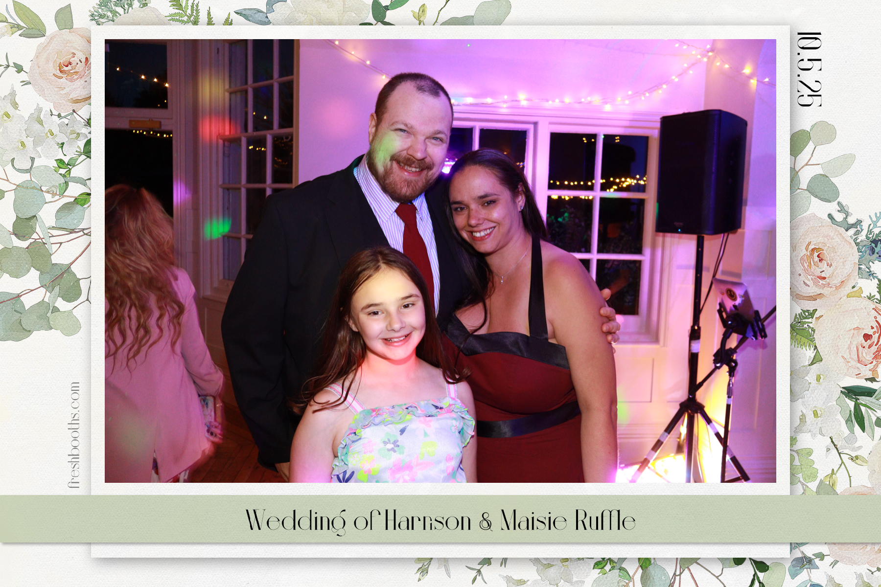 Wedding of Harrison and Maisie | View more photos from the event at gallery.freshbooths.com/u/FreshBooths/Wedding-of-Harrison-and-Maisie