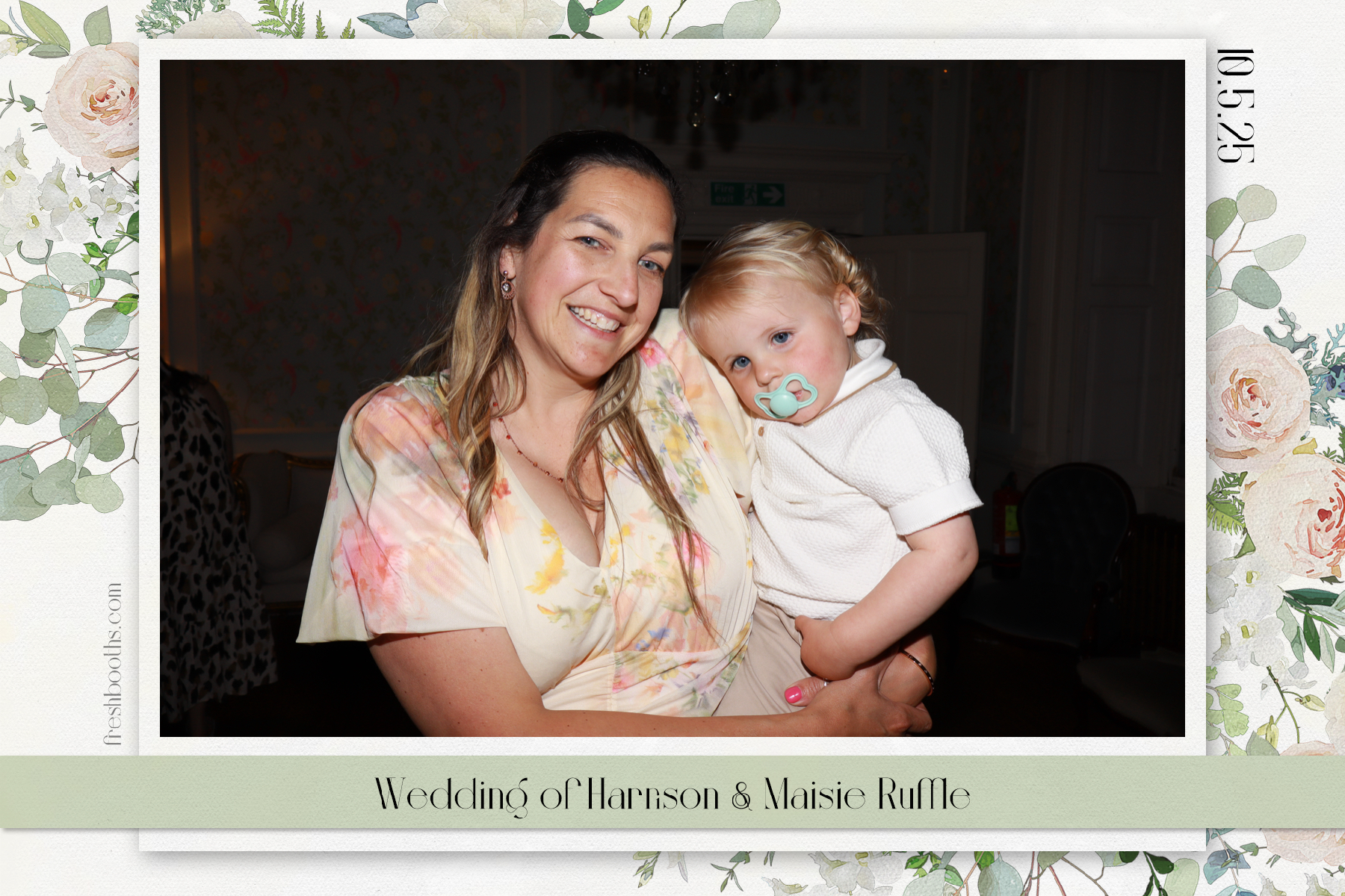 Wedding of Harrison and Maisie | View more photos from the event at gallery.freshbooths.com/u/FreshBooths/Wedding-of-Harrison-and-Maisie