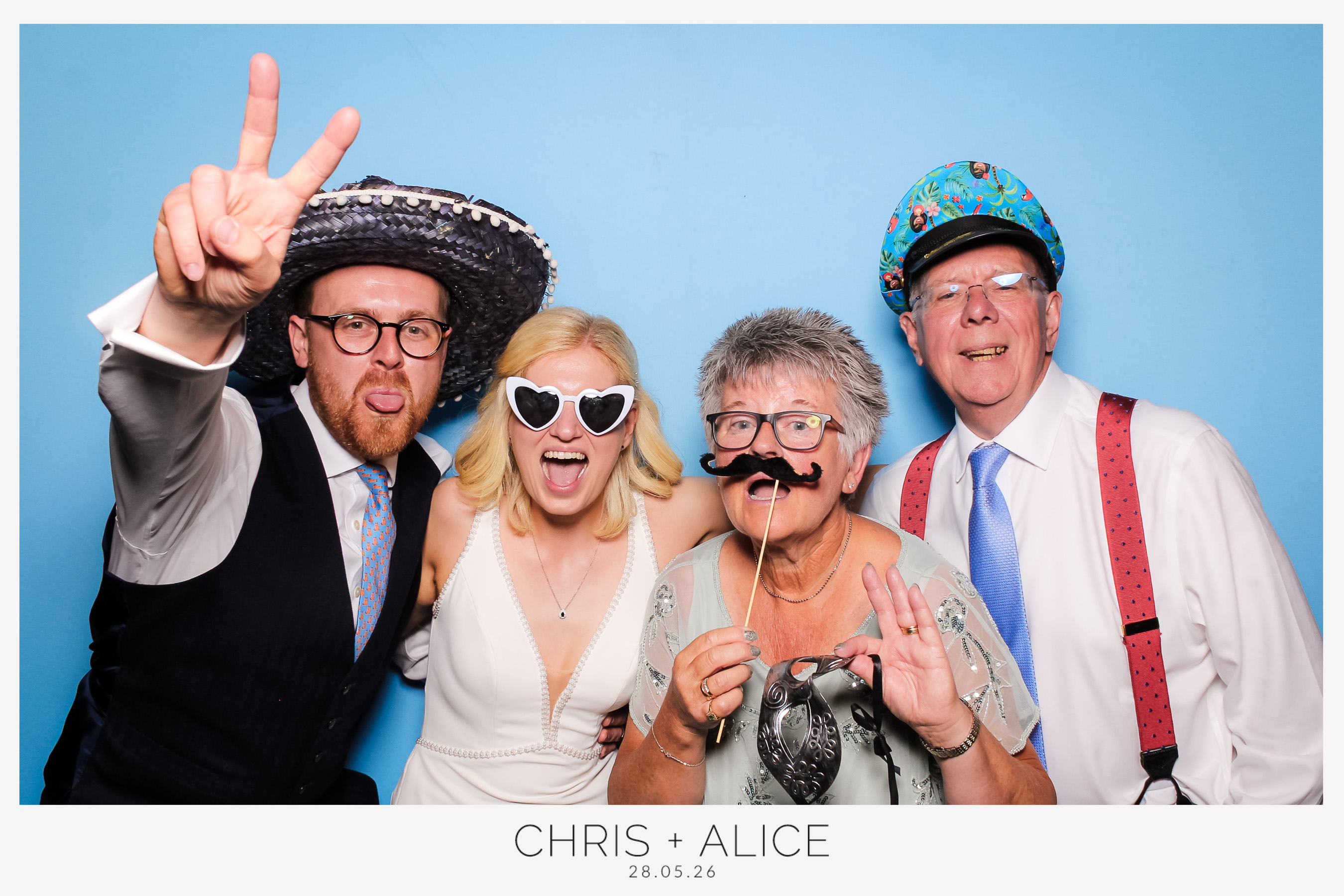 Chris & Alice Wedding | View more photos from the event at gallery.freshbooths.com/u/FreshBooths/Chris-Alice-Wedding