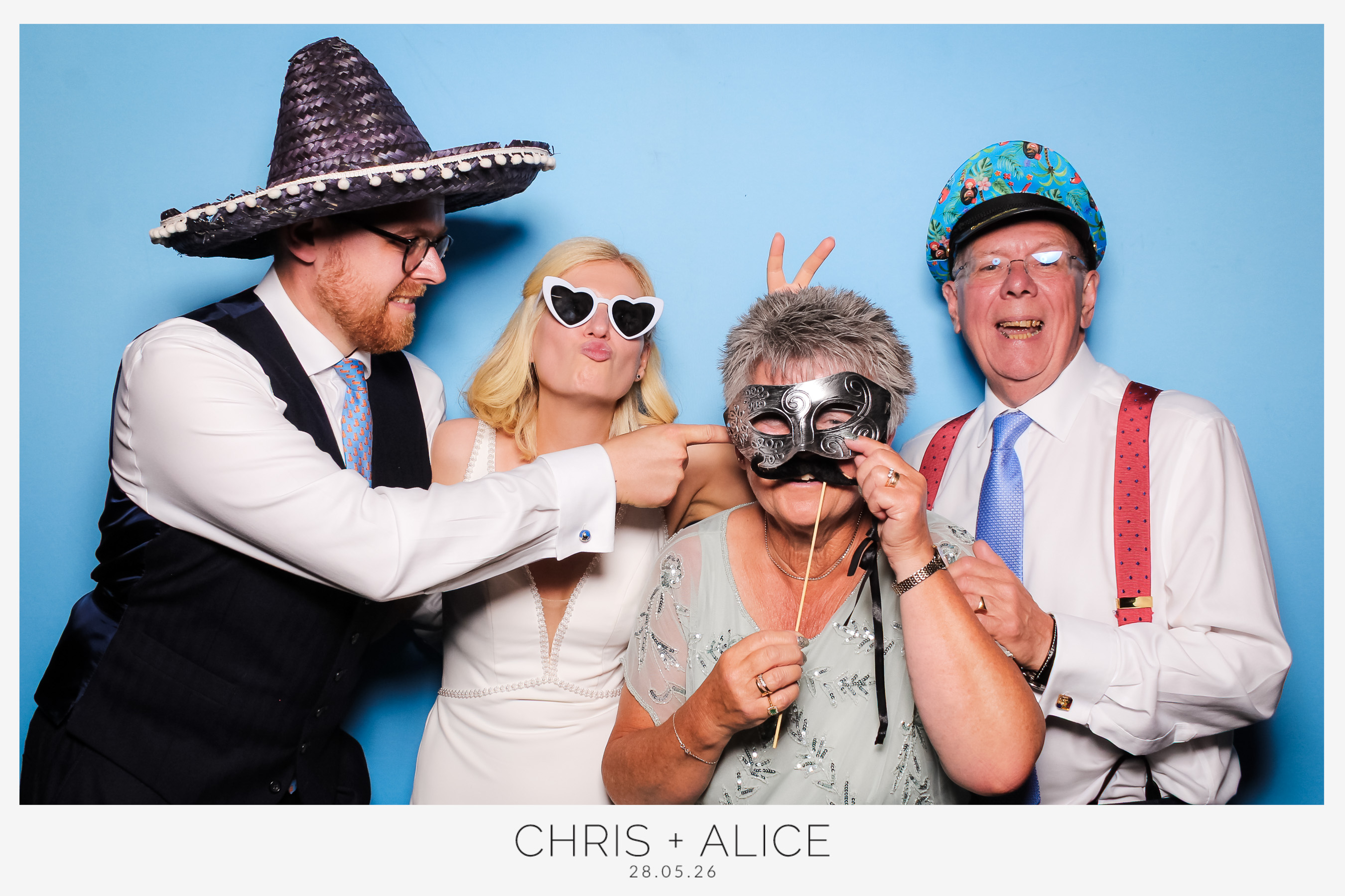 Chris & Alice Wedding | View more photos from the event at gallery.freshbooths.com/u/FreshBooths/Chris-Alice-Wedding