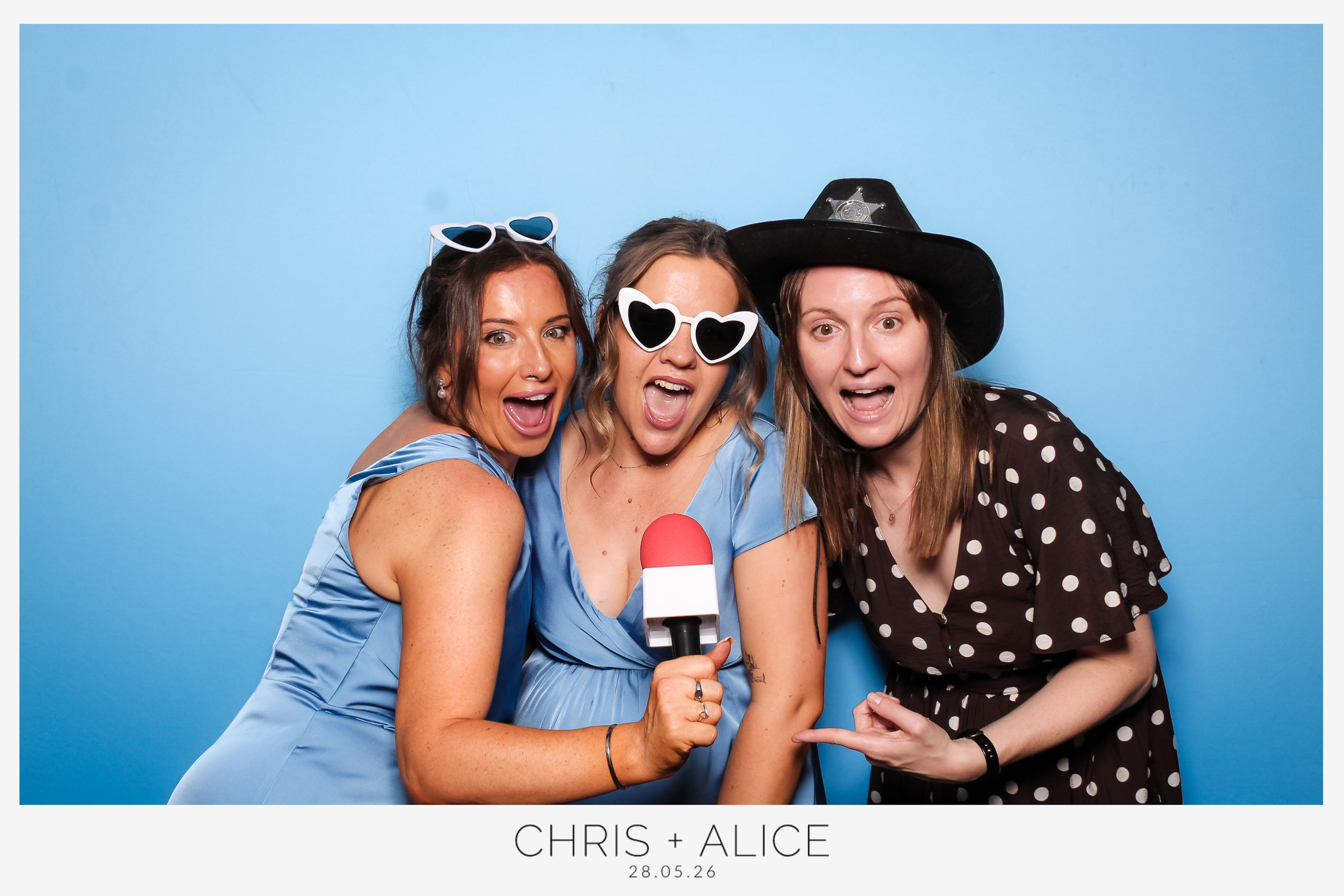 Chris & Alice Wedding | View more photos from the event at gallery.freshbooths.com/u/FreshBooths/Chris-Alice-Wedding