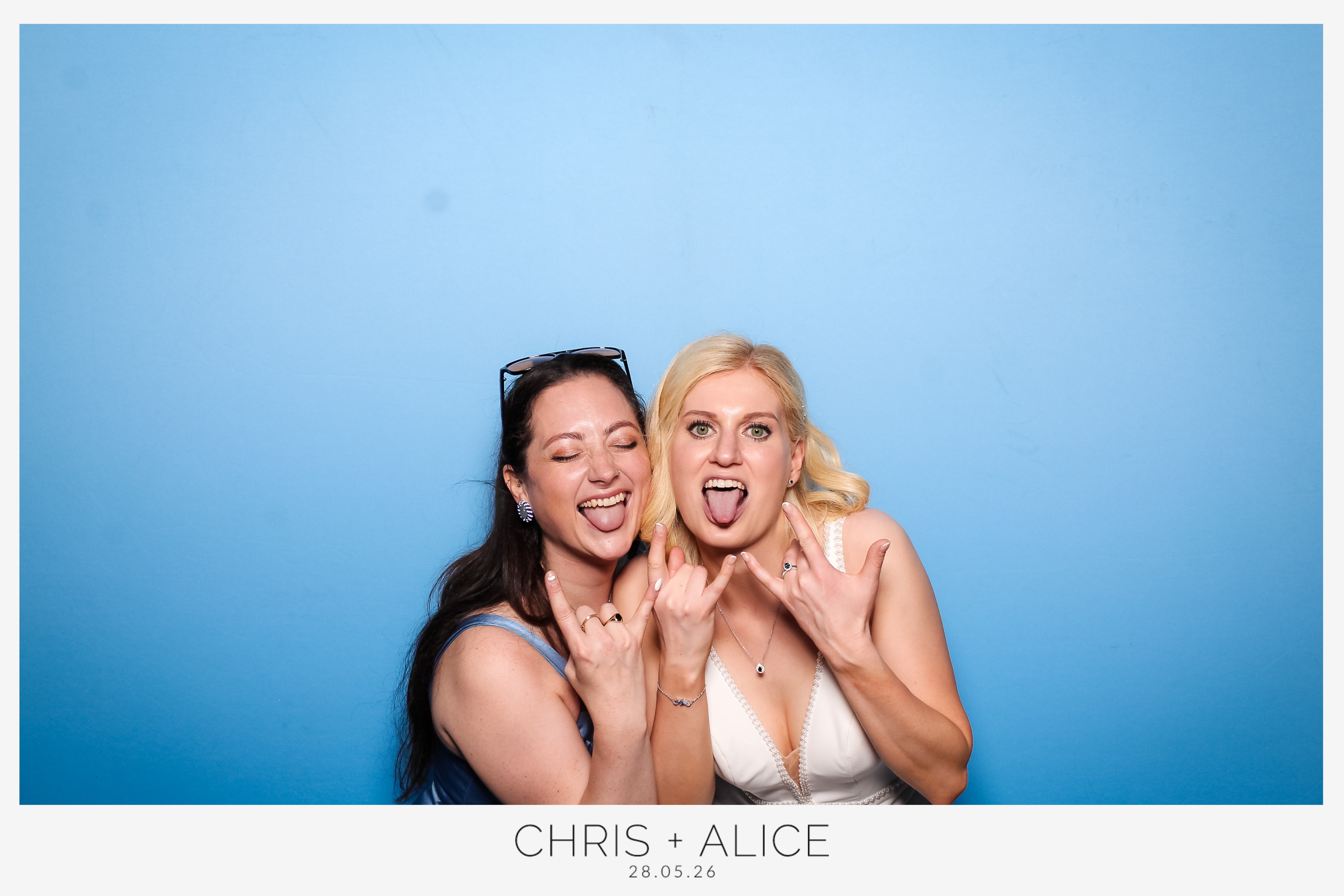 Chris & Alice Wedding | View more photos from the event at gallery.freshbooths.com/u/FreshBooths/Chris-Alice-Wedding