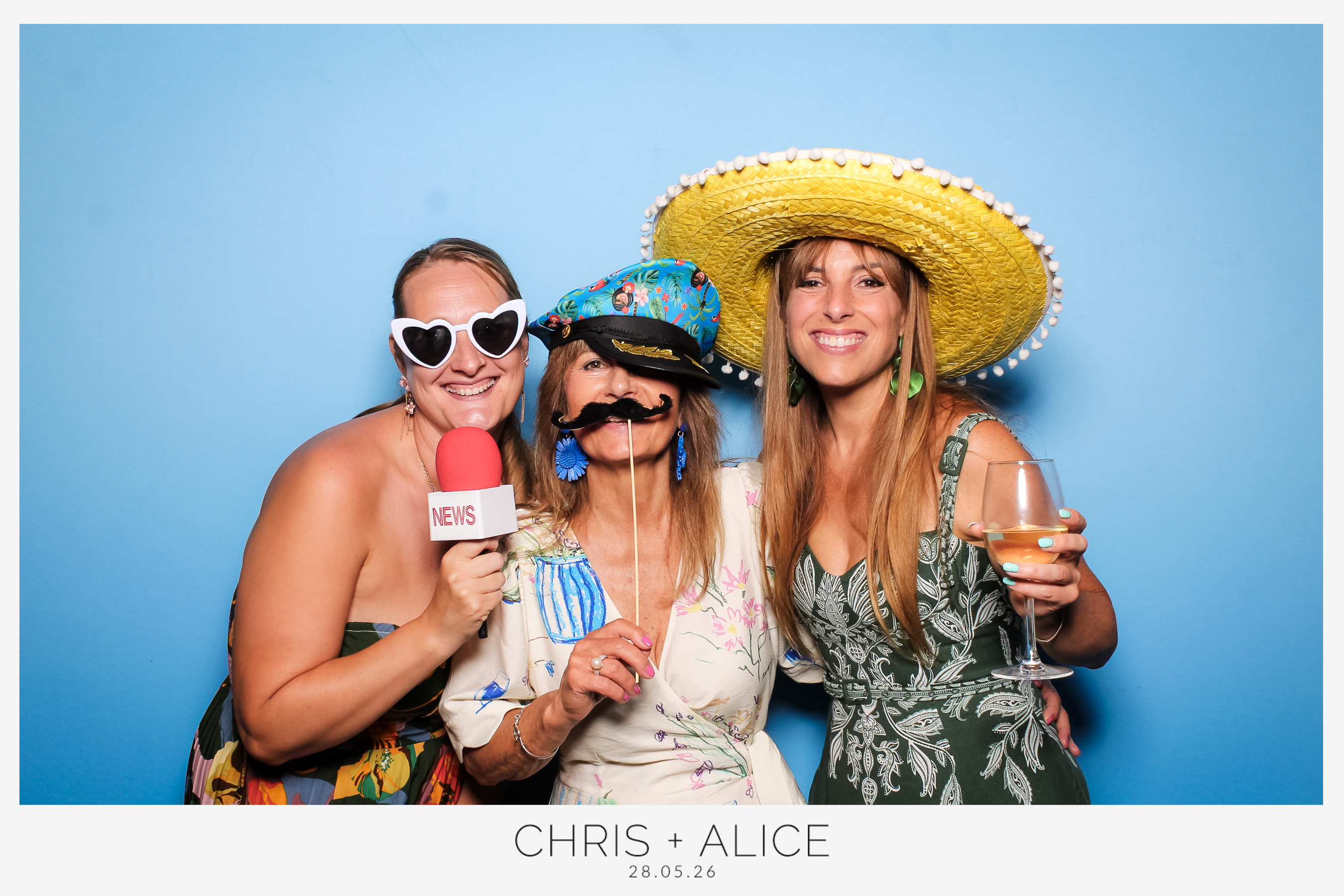 Chris & Alice Wedding | View more photos from the event at gallery.freshbooths.com/u/FreshBooths/Chris-Alice-Wedding