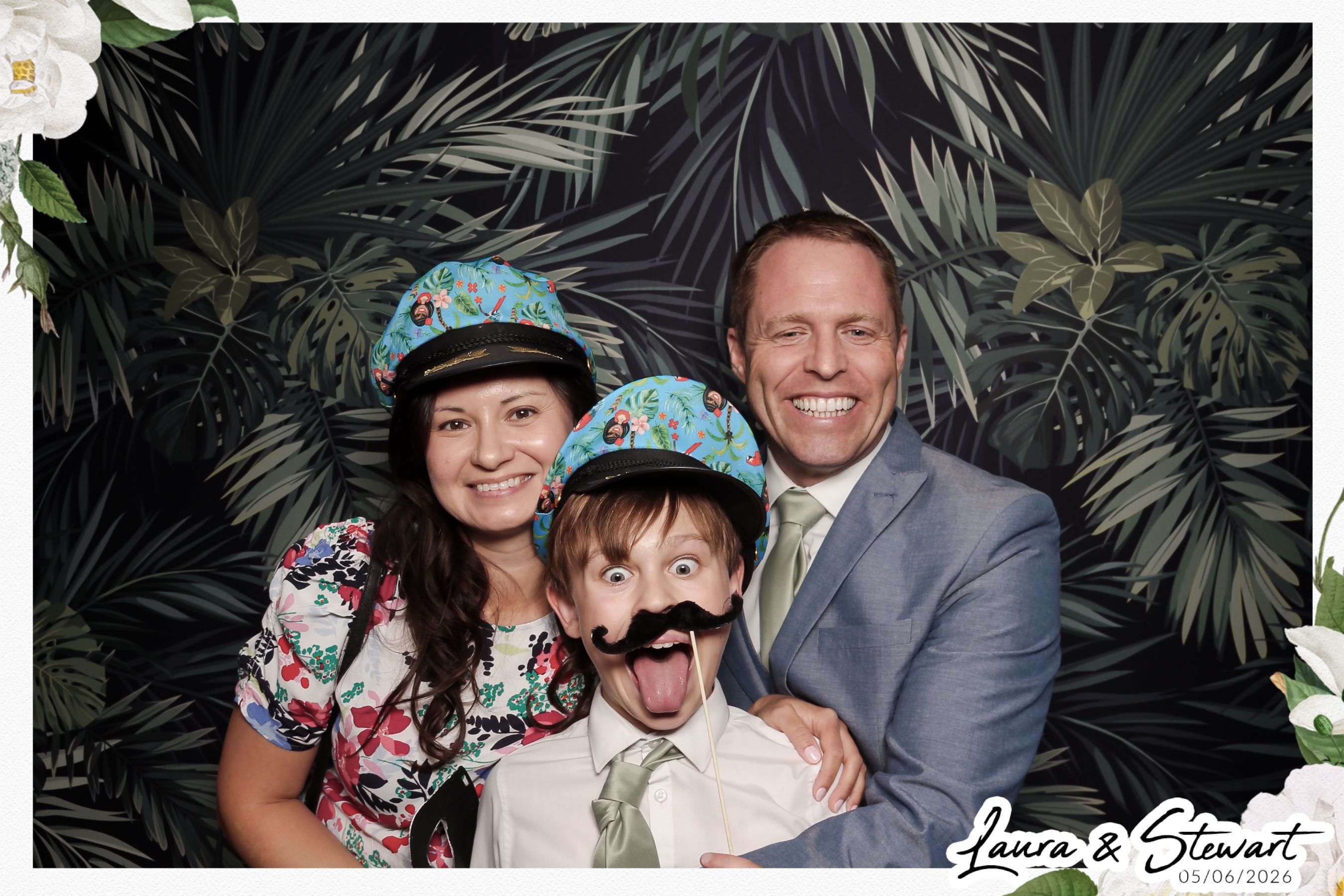Laura & Stew Wedding | View more photos from the event at gallery.freshbooths.com/u/FreshBooths/Laura-Stew-Wedding