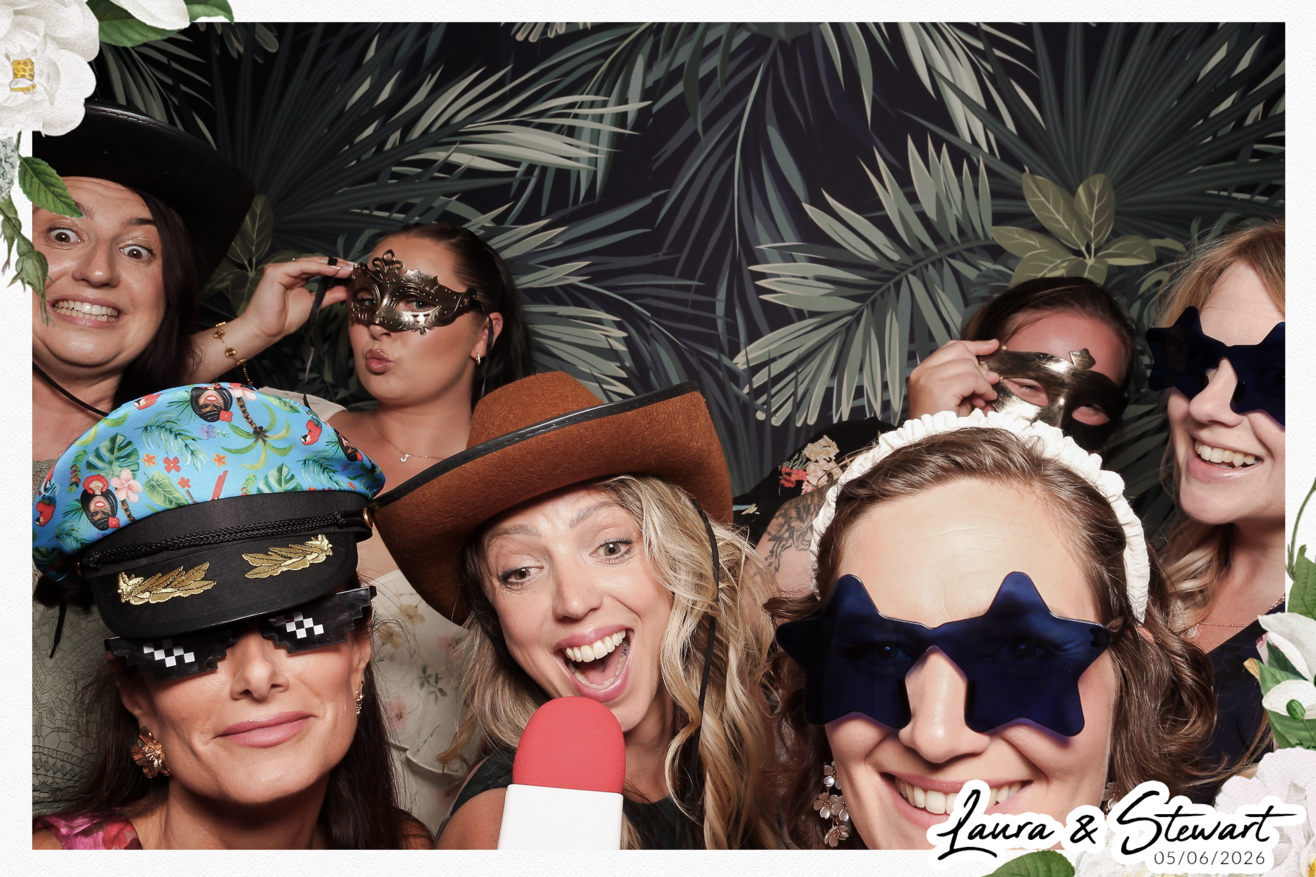 Laura & Stew Wedding | View more photos from the event at gallery.freshbooths.com/u/FreshBooths/Laura-Stew-Wedding