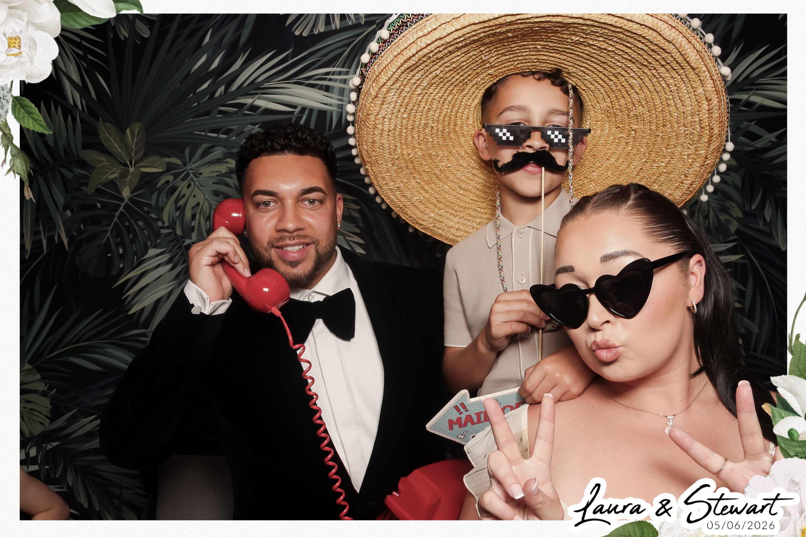 Laura & Stew Wedding | View more photos from the event at gallery.freshbooths.com/u/FreshBooths/Laura-Stew-Wedding