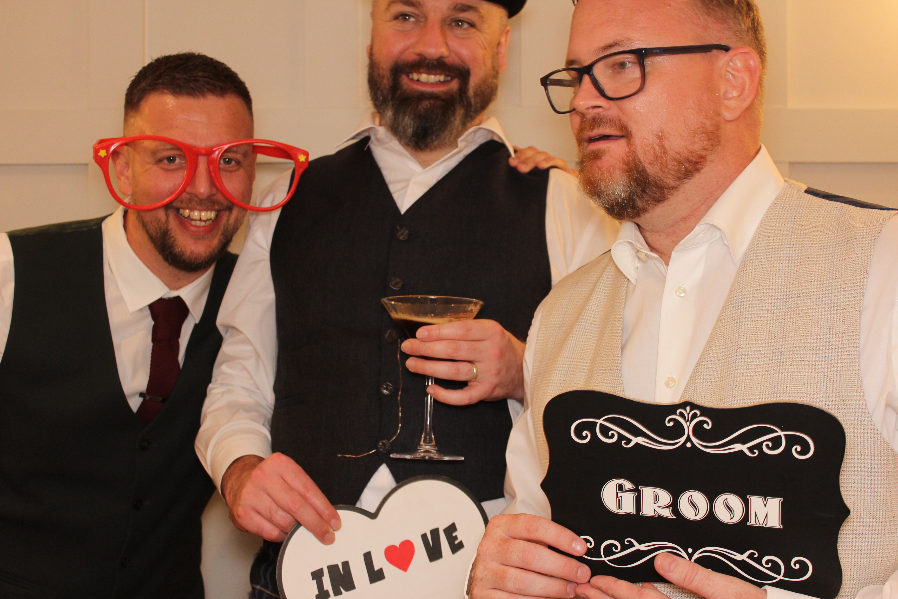 Mr & Mrs Fazackarley | View more photos from the event at gallery.funbooth.uk.com/u/FunboothLTD1/Mr-Mrs-Fazackarley