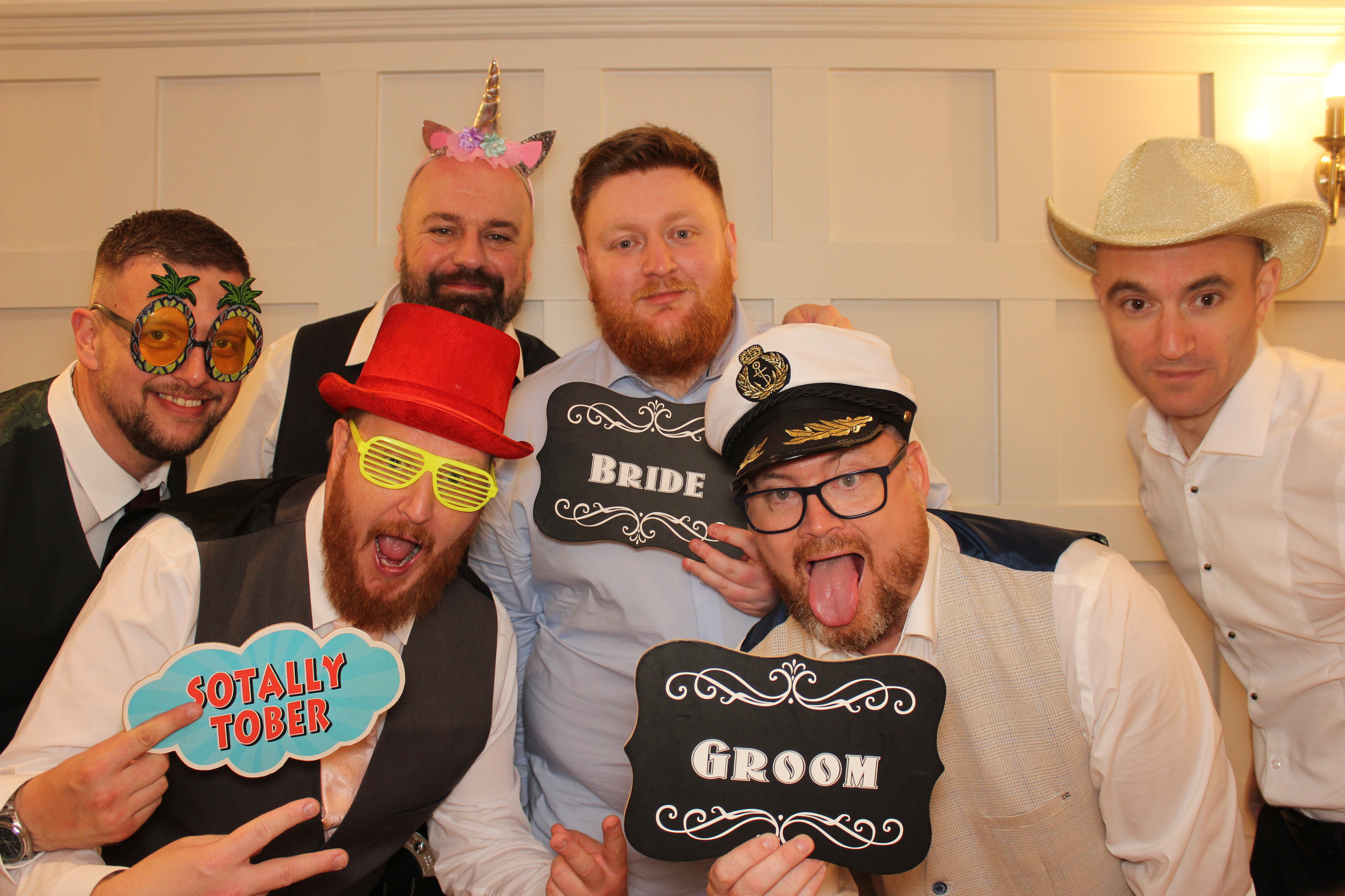 Mr & Mrs Fazackarley | View more photos from the event at gallery.funbooth.uk.com/u/FunboothLTD1/Mr-Mrs-Fazackarley