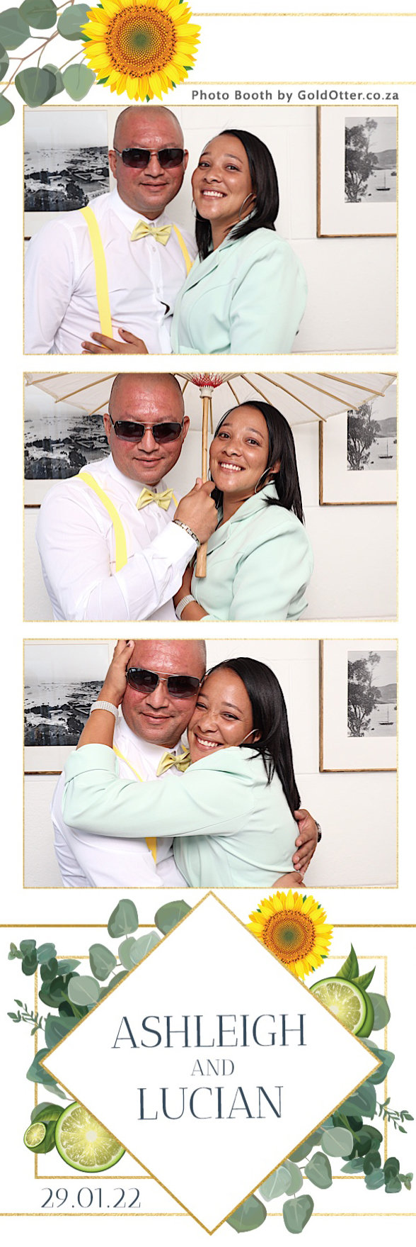Ashleigh & Lucian | View more photos from the event at photos.goldotter.co.za/u/GoldOtterMedia/Ashleigh-Lucian