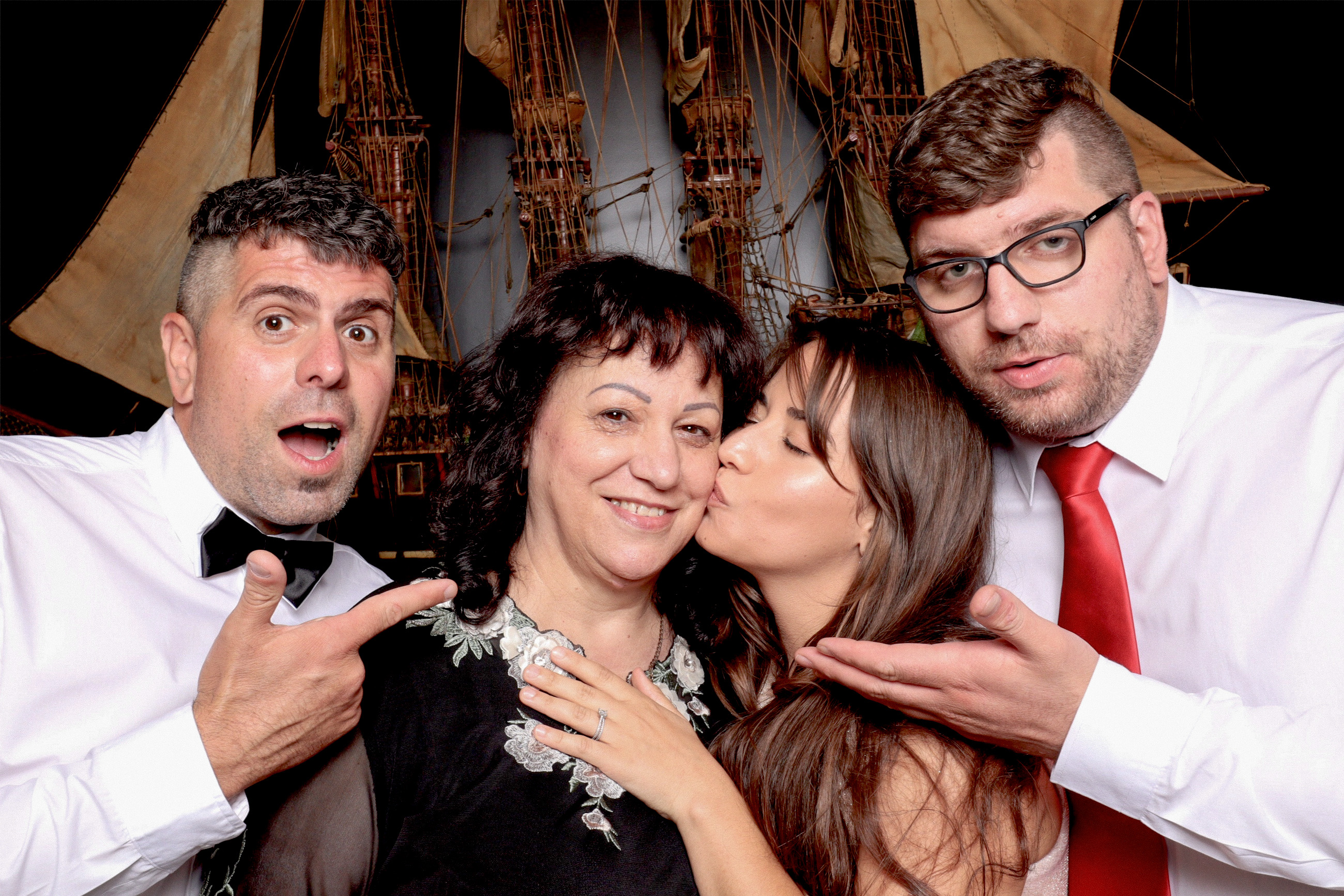 Caldeira Wedding | View more photos from the event at photos.goldotter.co.za/u/GoldOtterMedia/Caldeira-Wedding
