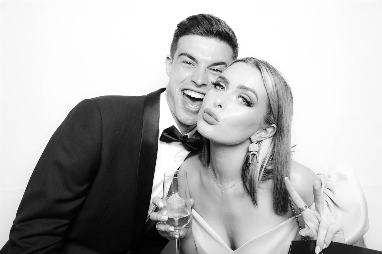 Chad & Kay | View more photos from the event at photos.goldotter.co.za/u/GoldOtterMedia/Chad-Kay