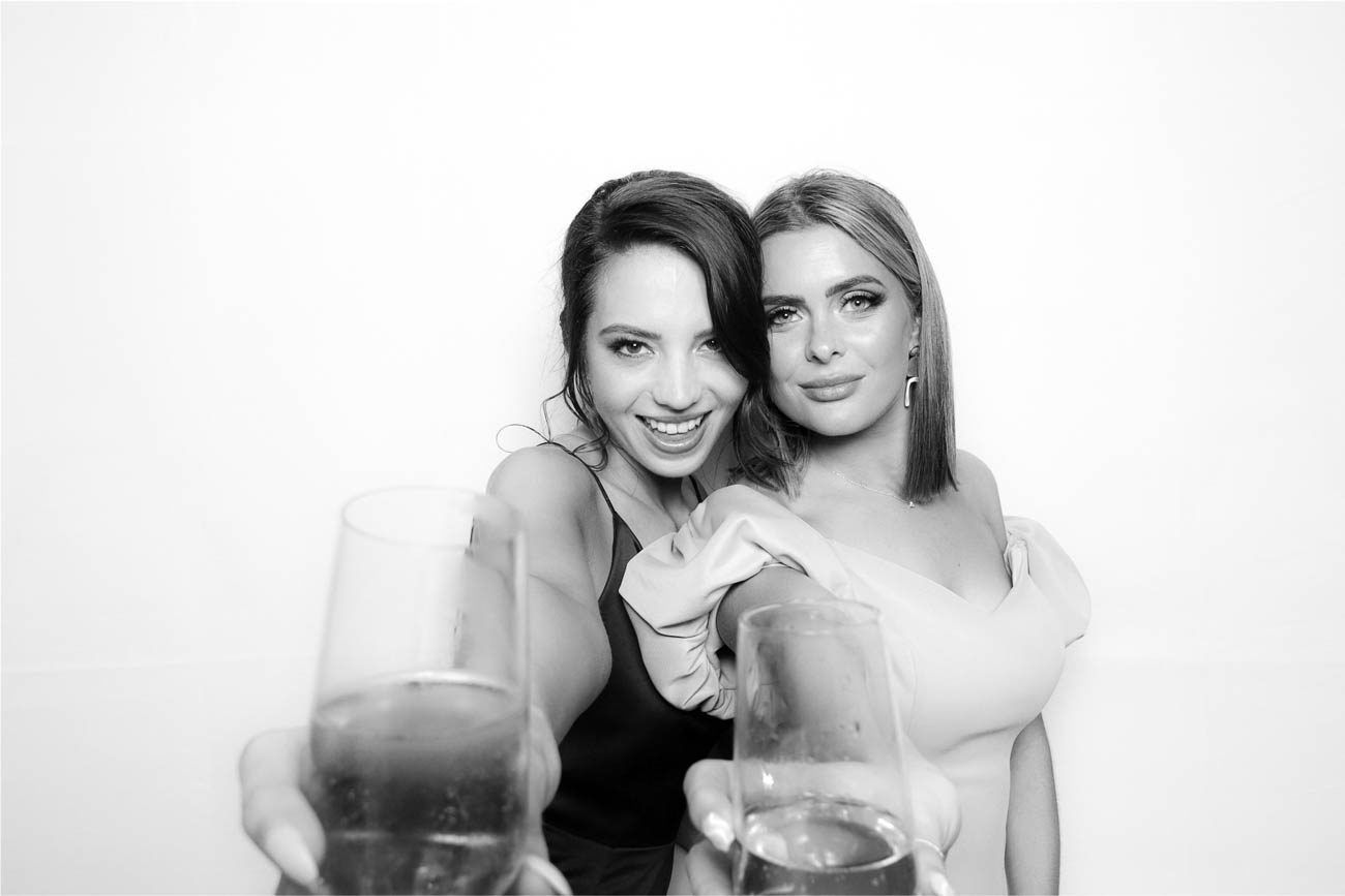Chad & Kay | View more photos from the event at photos.goldotter.co.za/u/GoldOtterMedia/Chad-Kay