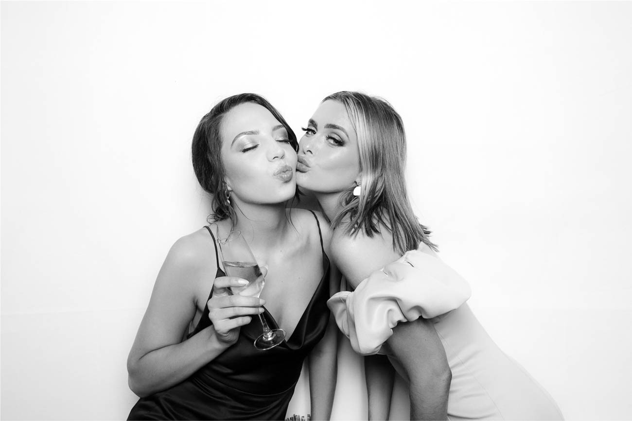 Chad & Kay | View more photos from the event at photos.goldotter.co.za/u/GoldOtterMedia/Chad-Kay