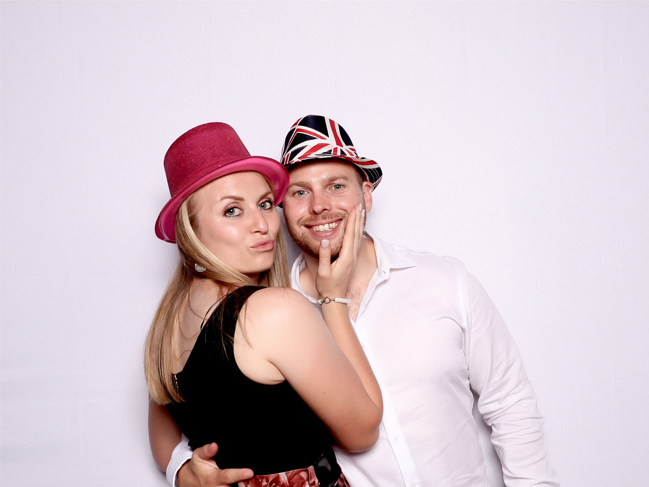 Gaby & Chris | View more photos from the event at photos.goldotter.co.za/u/GoldOtterMedia/Gaby-Chris