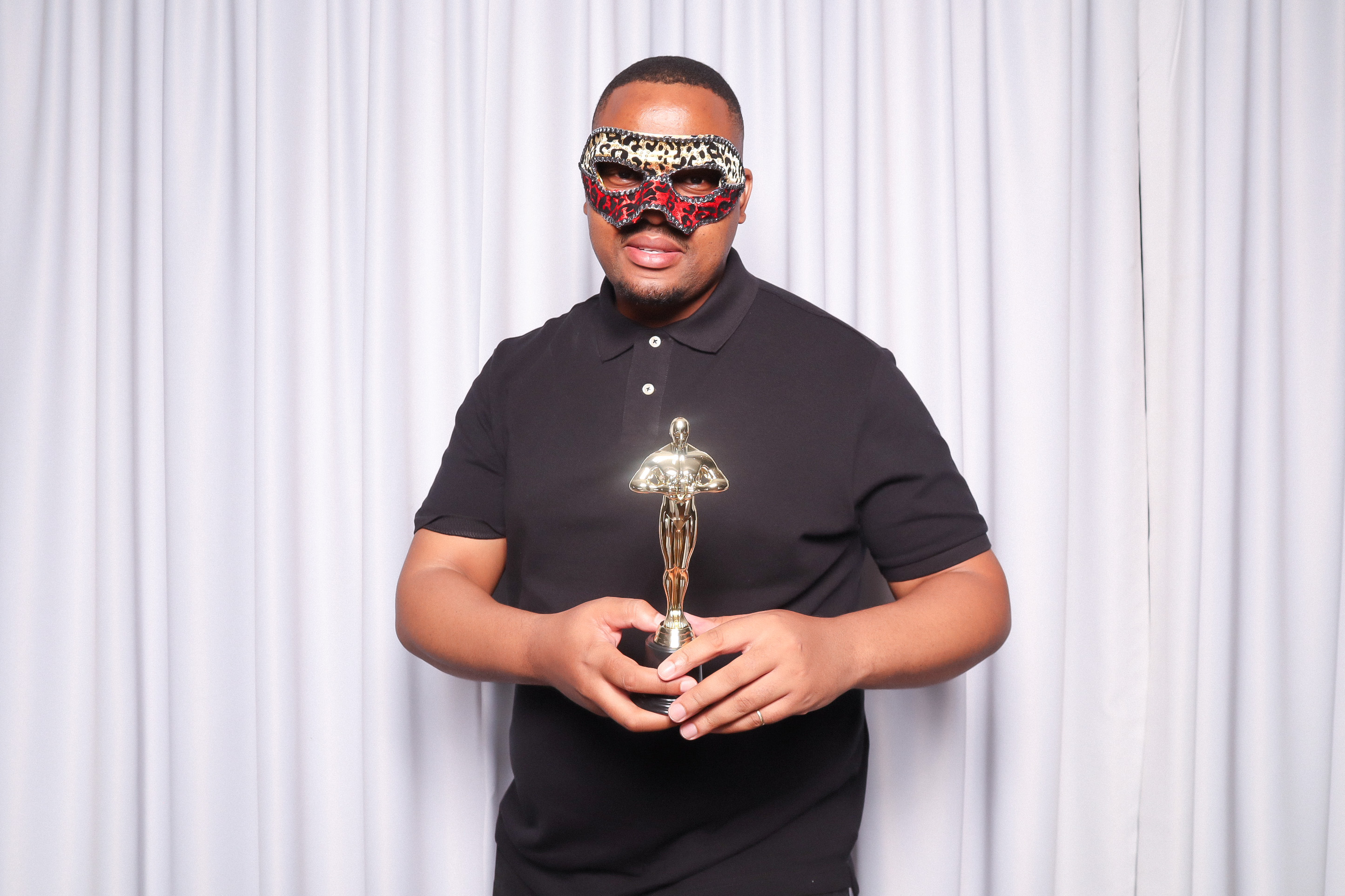Investec | Masquerade | View more photos from the event at photos.goldotter.co.za/u/GoldOtterMedia/Investec-Masquerade