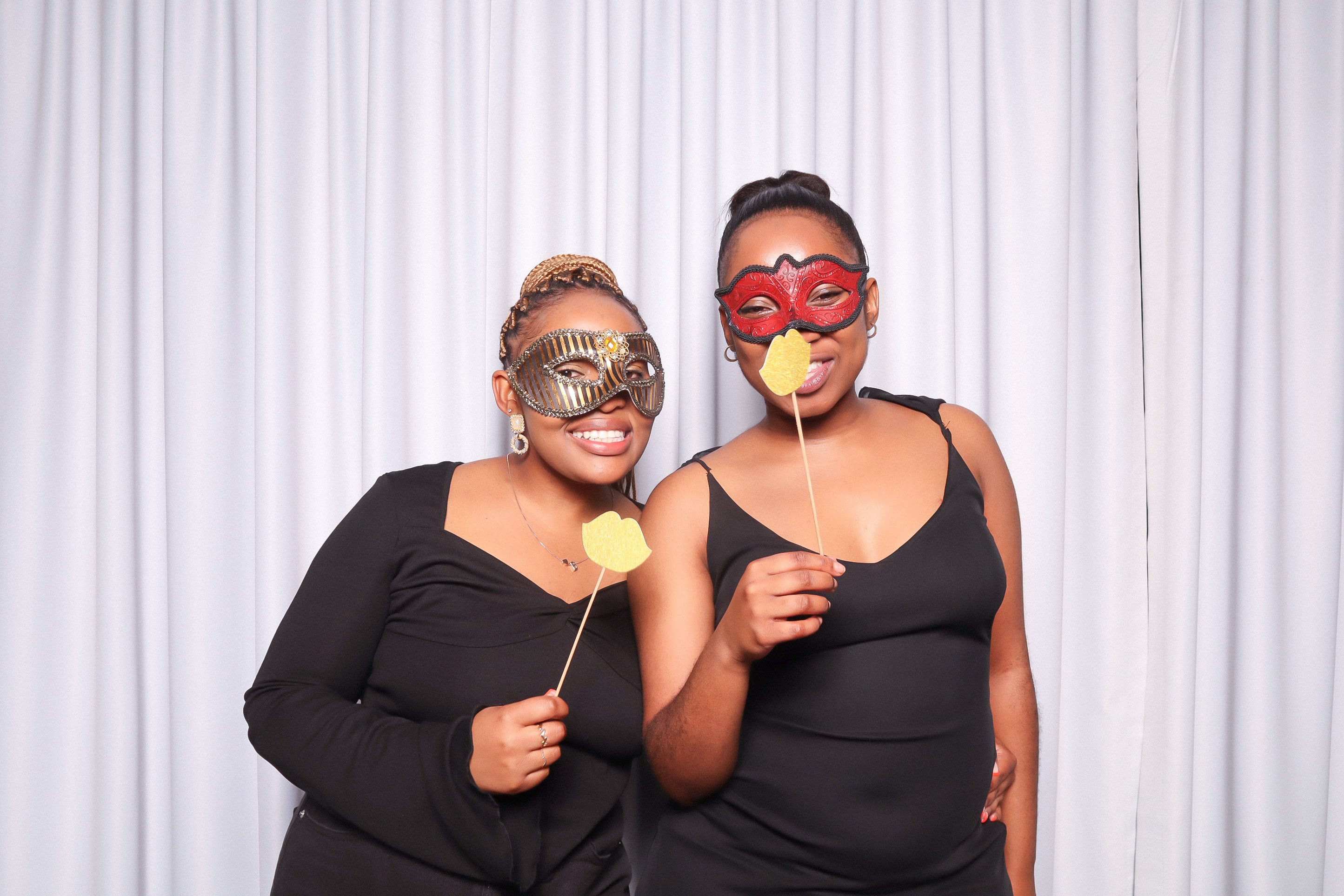 Investec | Masquerade | View more photos from the event at photos.goldotter.co.za/u/GoldOtterMedia/Investec-Masquerade