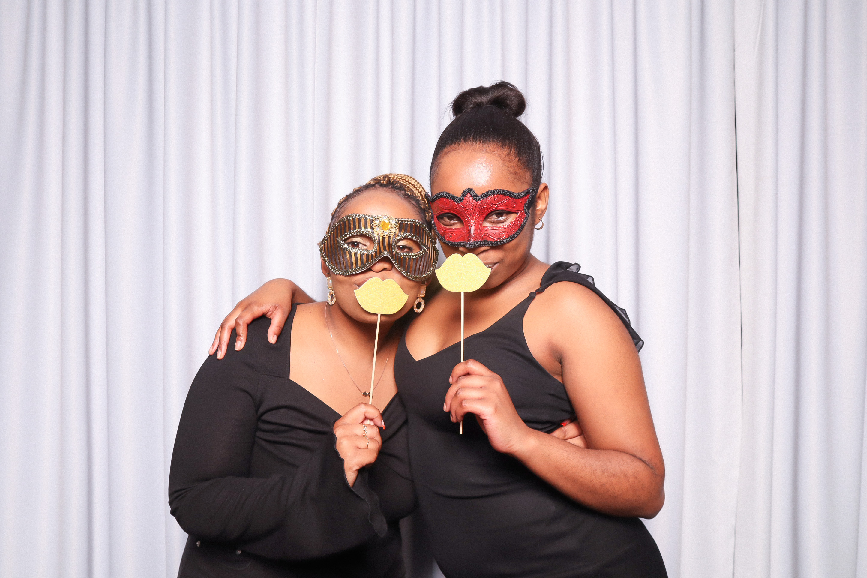 Investec | Masquerade | View more photos from the event at photos.goldotter.co.za/u/GoldOtterMedia/Investec-Masquerade