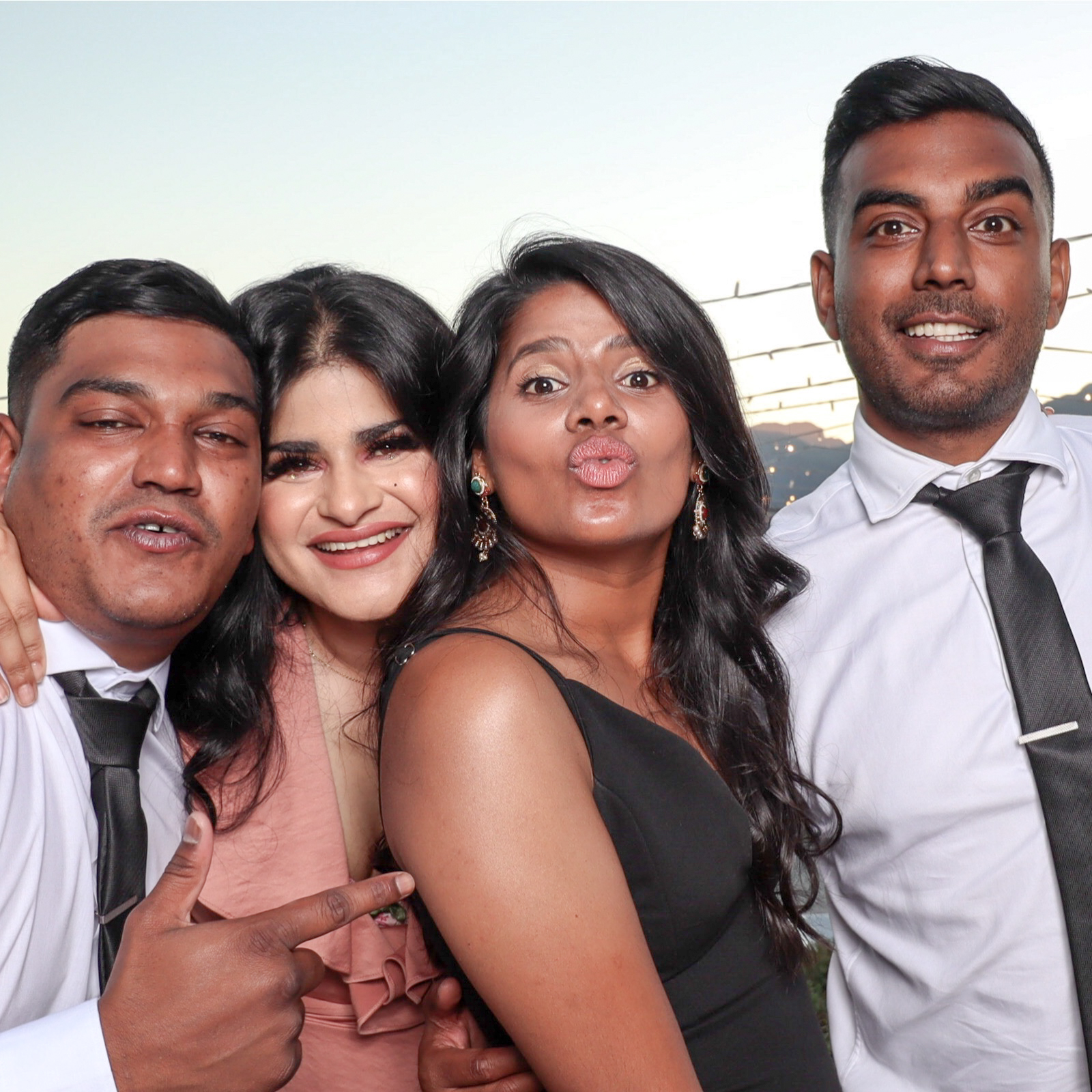 Jackie & Troy | View more photos from the event at photos.goldotter.co.za/u/GoldOtterMedia/Jackie-Troy
