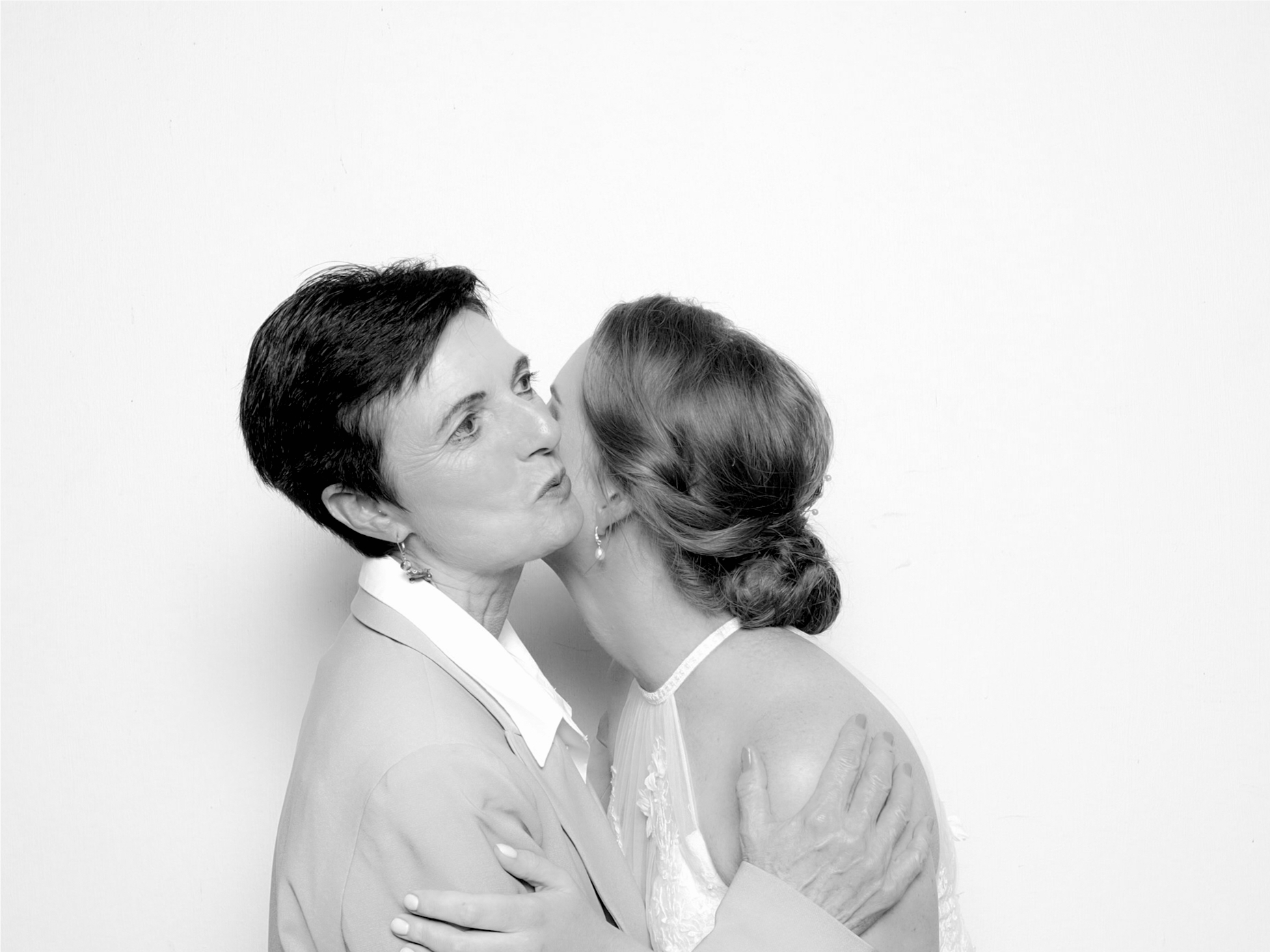 Mia & Marcel | View more photos from the event at photos.goldotter.co.za/u/GoldOtterMedia/Mia-Marcel