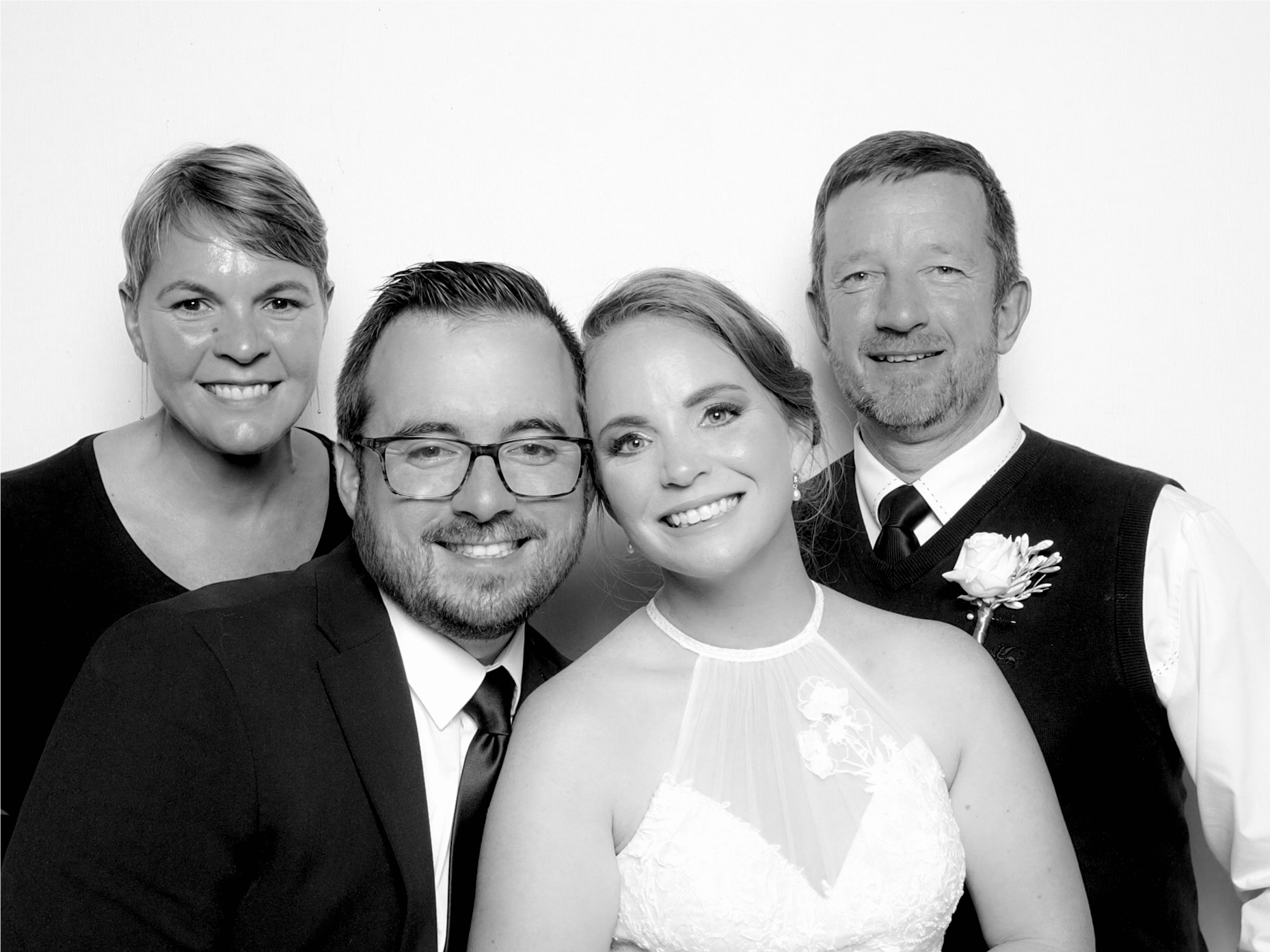 Mia & Marcel | View more photos from the event at photos.goldotter.co.za/u/GoldOtterMedia/Mia-Marcel