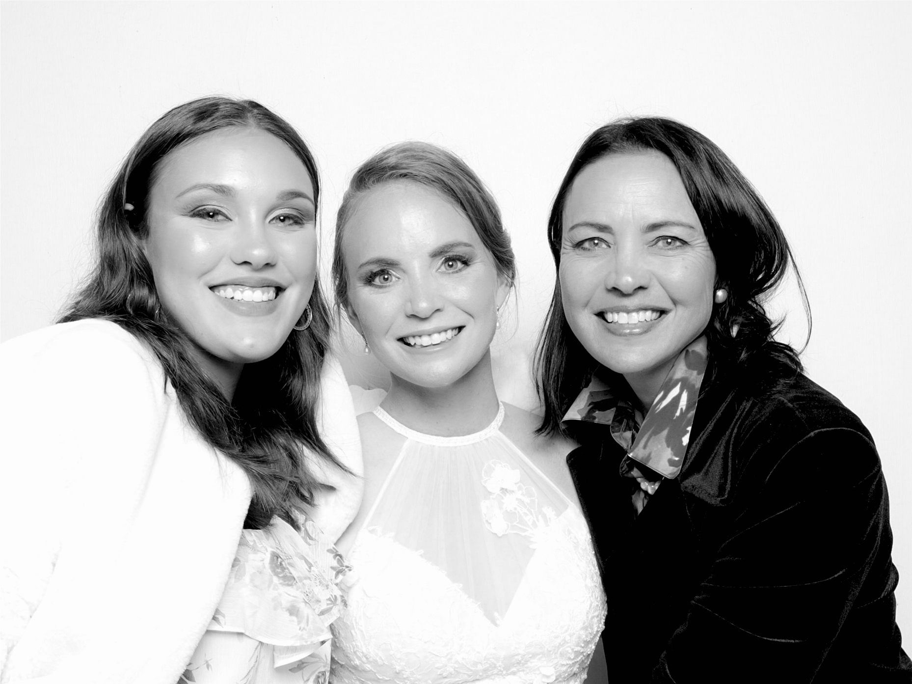 Mia & Marcel | View more photos from the event at photos.goldotter.co.za/u/GoldOtterMedia/Mia-Marcel