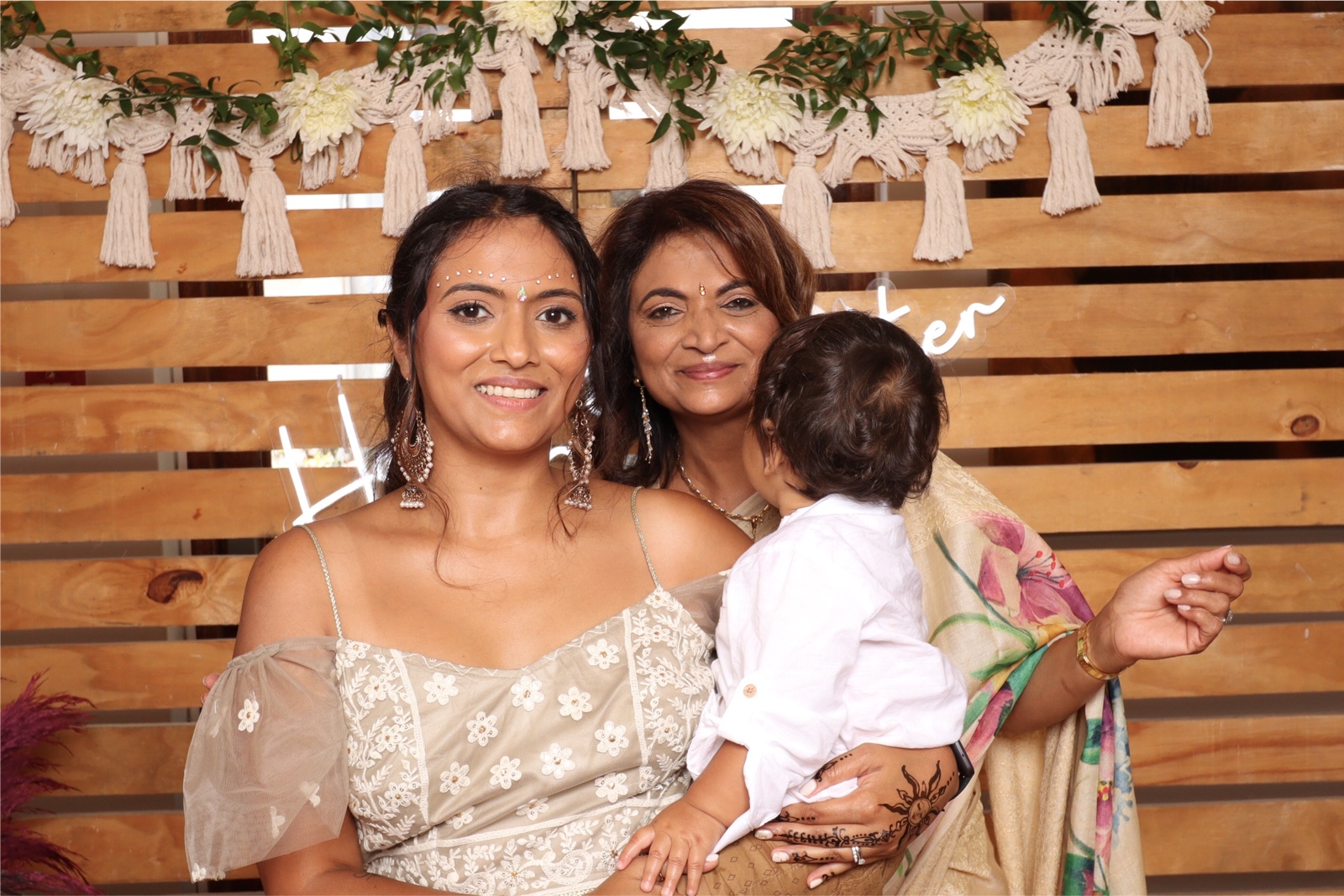 Tom & Shashi | View more photos from the event at photos.goldotter.co.za/u/GoldOtterMedia/Tom-Shashi