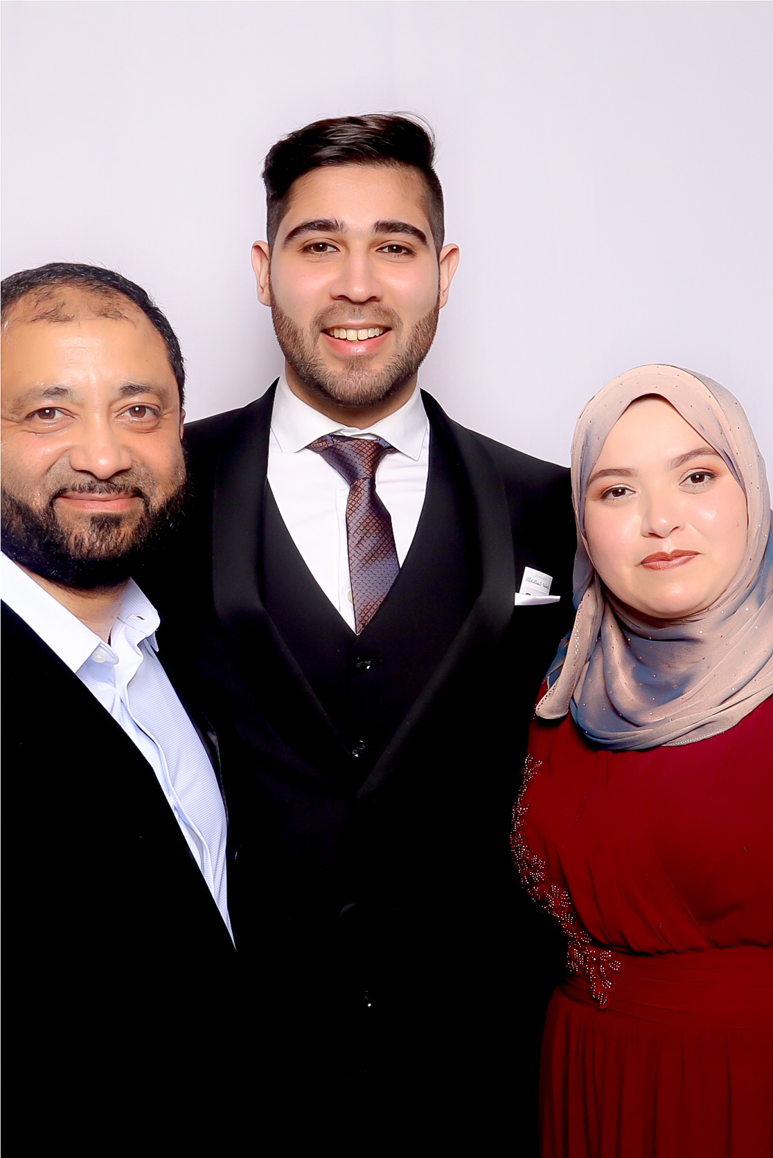 Abdulbasit + Nabeela | View more photos from the event at photos.goldotter.co.za/u/GoldOtterMedia/Abdulbasit-Nabeela