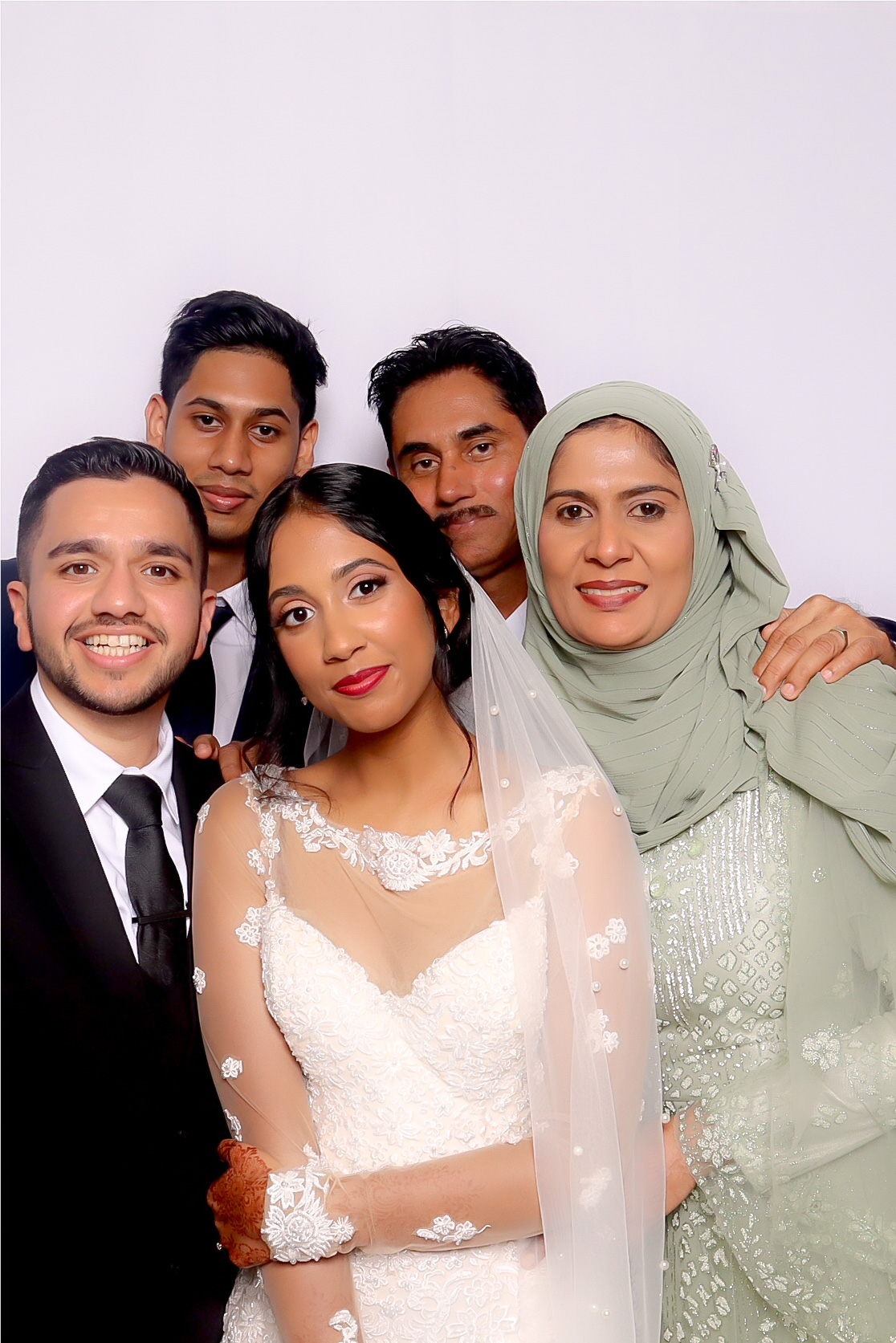 Abdulbasit + Nabeela | View more photos from the event at photos.goldotter.co.za/u/GoldOtterMedia/Abdulbasit-Nabeela