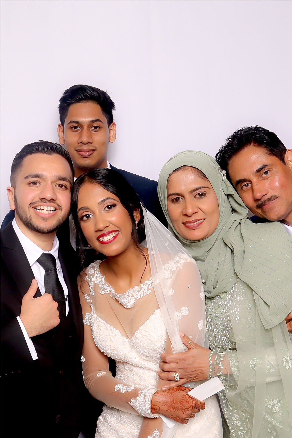 Abdulbasit + Nabeela | View more photos from the event at photos.goldotter.co.za/u/GoldOtterMedia/Abdulbasit-Nabeela