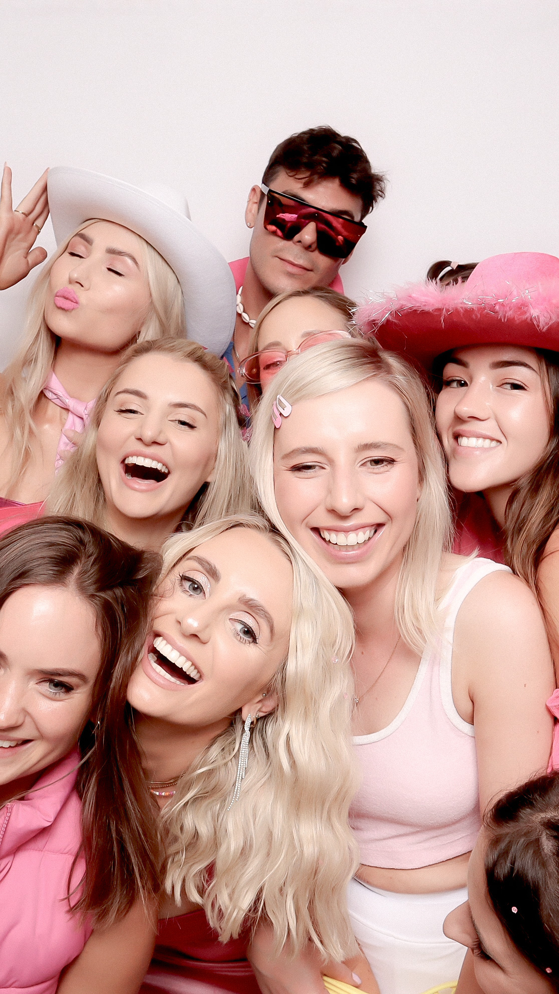 Barbie - Natalie's 30th | View more photos from the event at photos.goldotter.co.za/u/GoldOtterMedia/Barbie-Natalies-30th