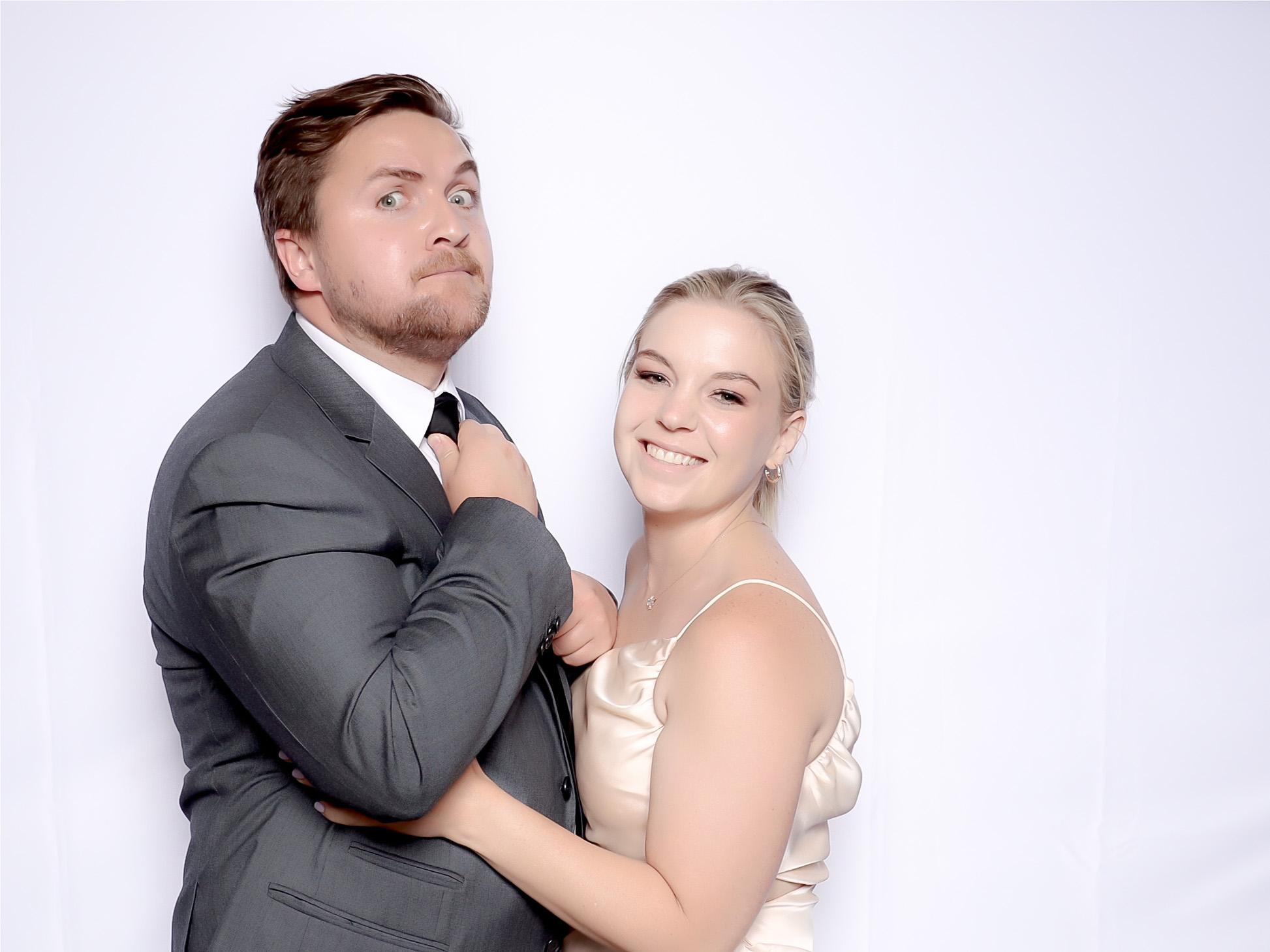 Jesse & Grant | View more photos from the event at photos.goldotter.co.za/u/GoldOtterMedia/Jesse-Grant