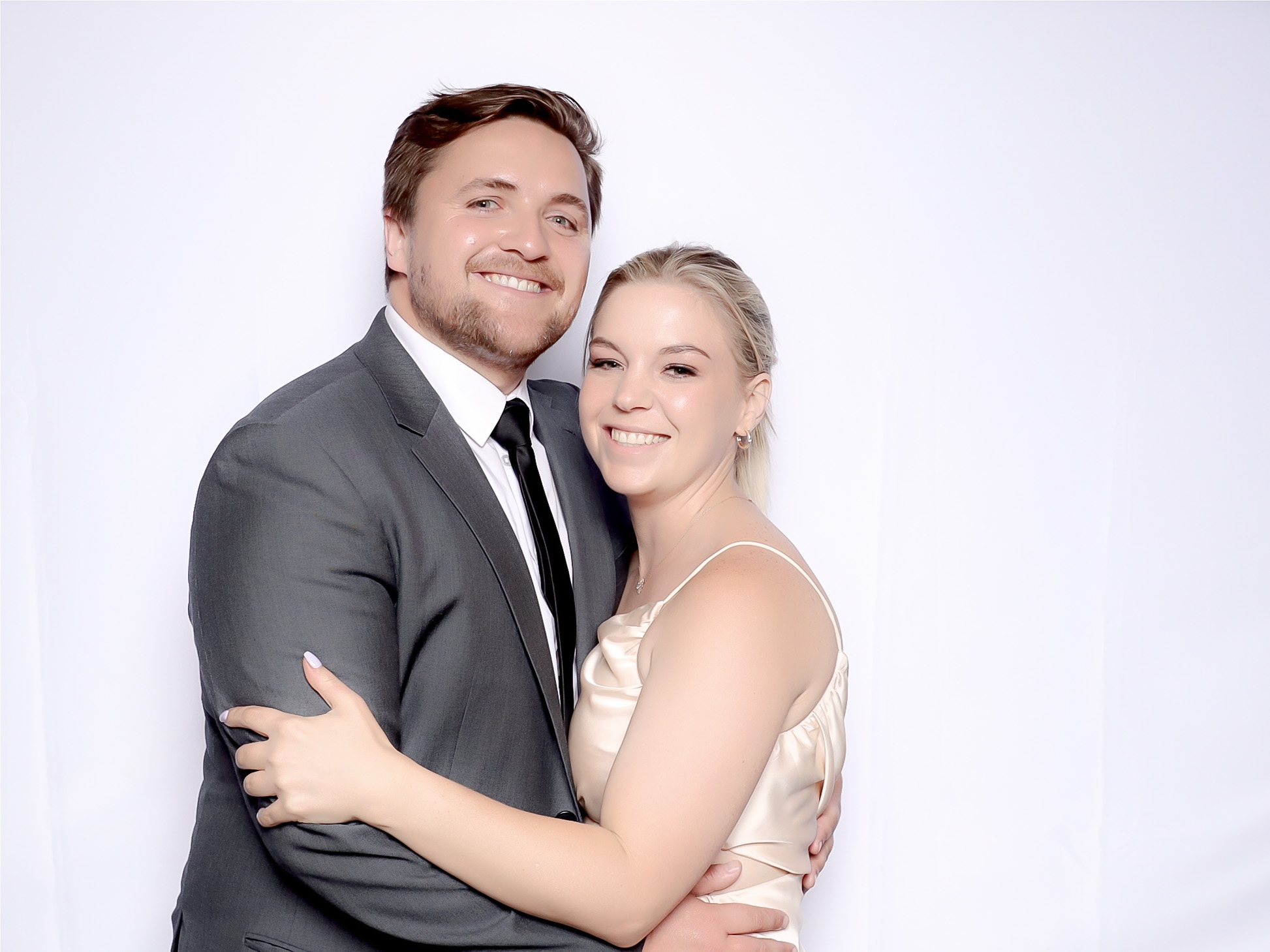 Jesse & Grant | View more photos from the event at photos.goldotter.co.za/u/GoldOtterMedia/Jesse-Grant