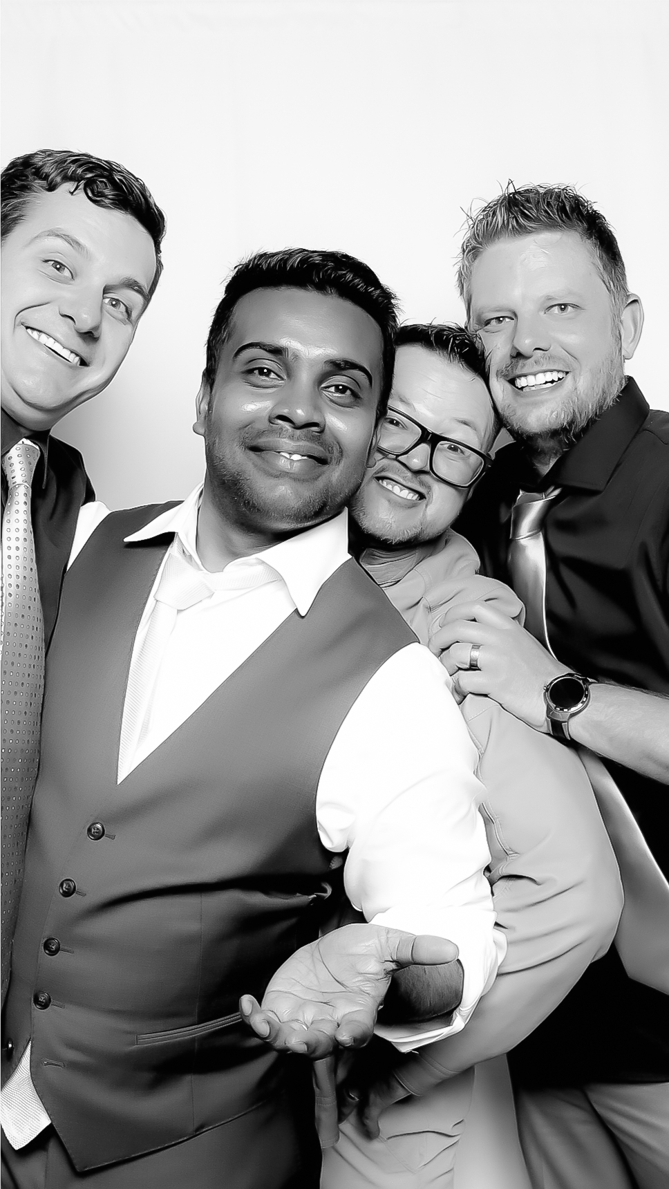 Lezanne & Vishnu | View more photos from the event at photos.goldotter.co.za/u/GoldOtterMedia/Lezanne-Vishnu