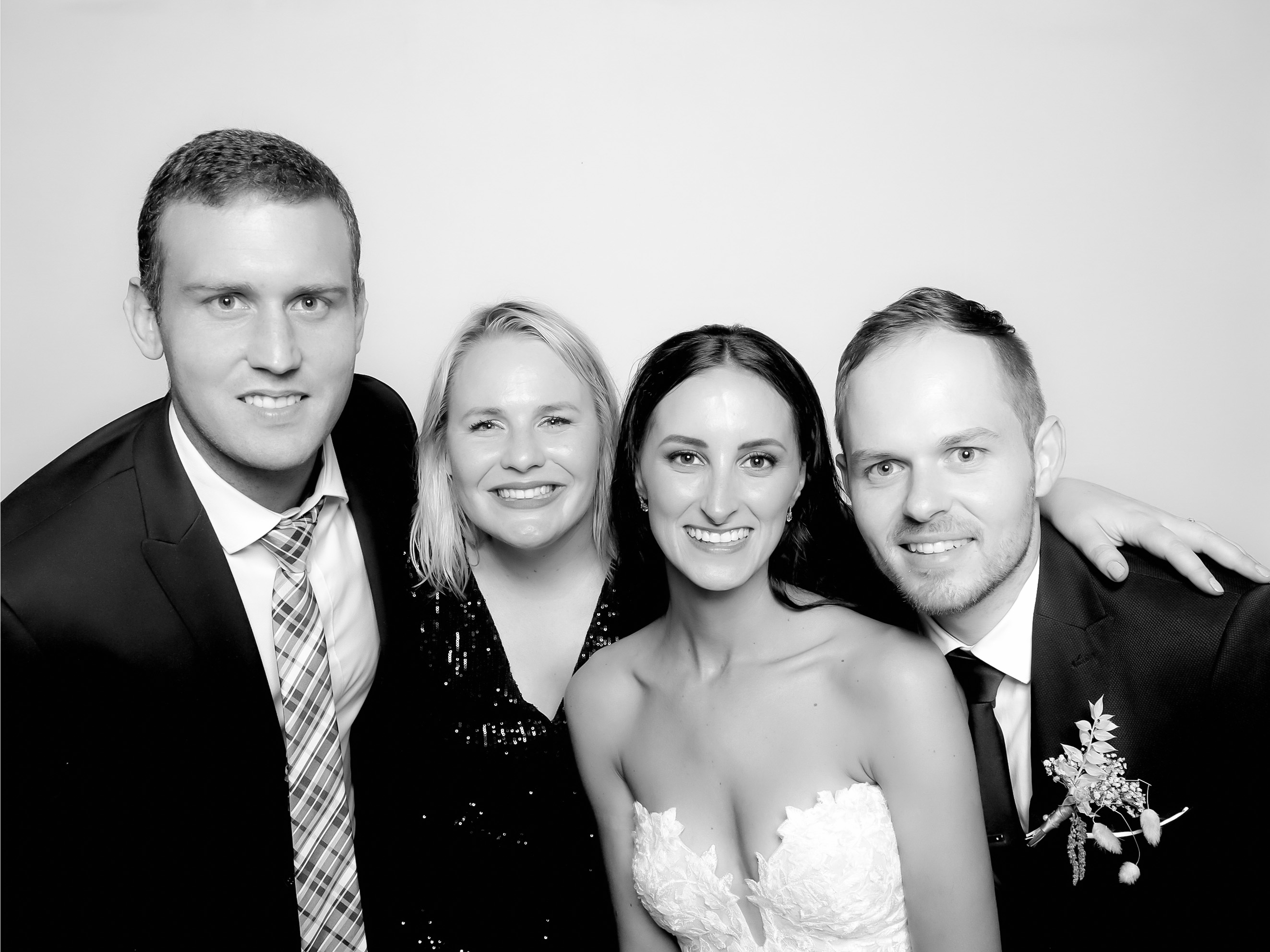 Nicole & Willie | View more photos from the event at photos.goldotter.co.za/u/GoldOtterMedia/Nicole-Willie
