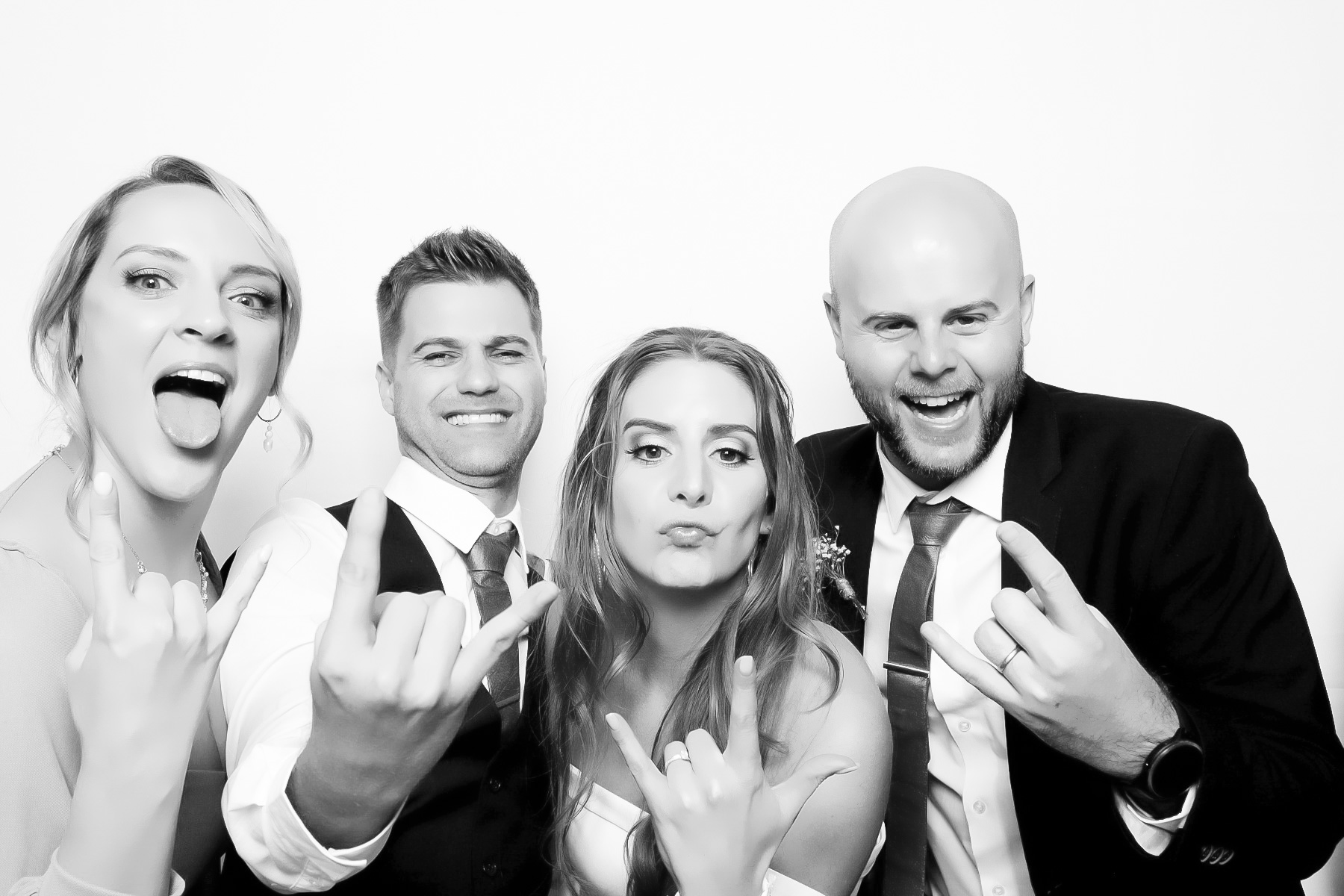 Sarah & Neil | View more photos from the event at photos.goldotter.co.za/u/GoldOtterMedia/Sarah-Neil