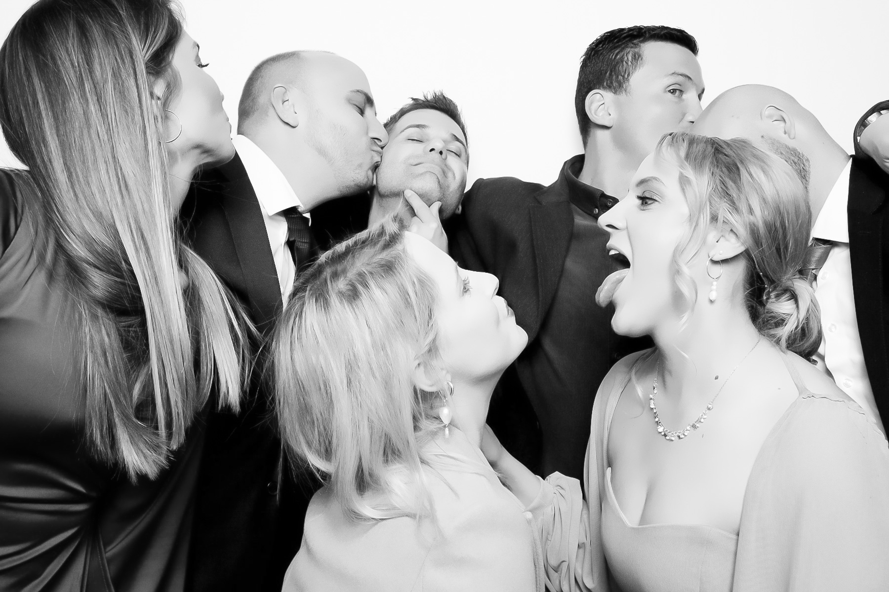 Sarah & Neil | View more photos from the event at photos.goldotter.co.za/u/GoldOtterMedia/Sarah-Neil