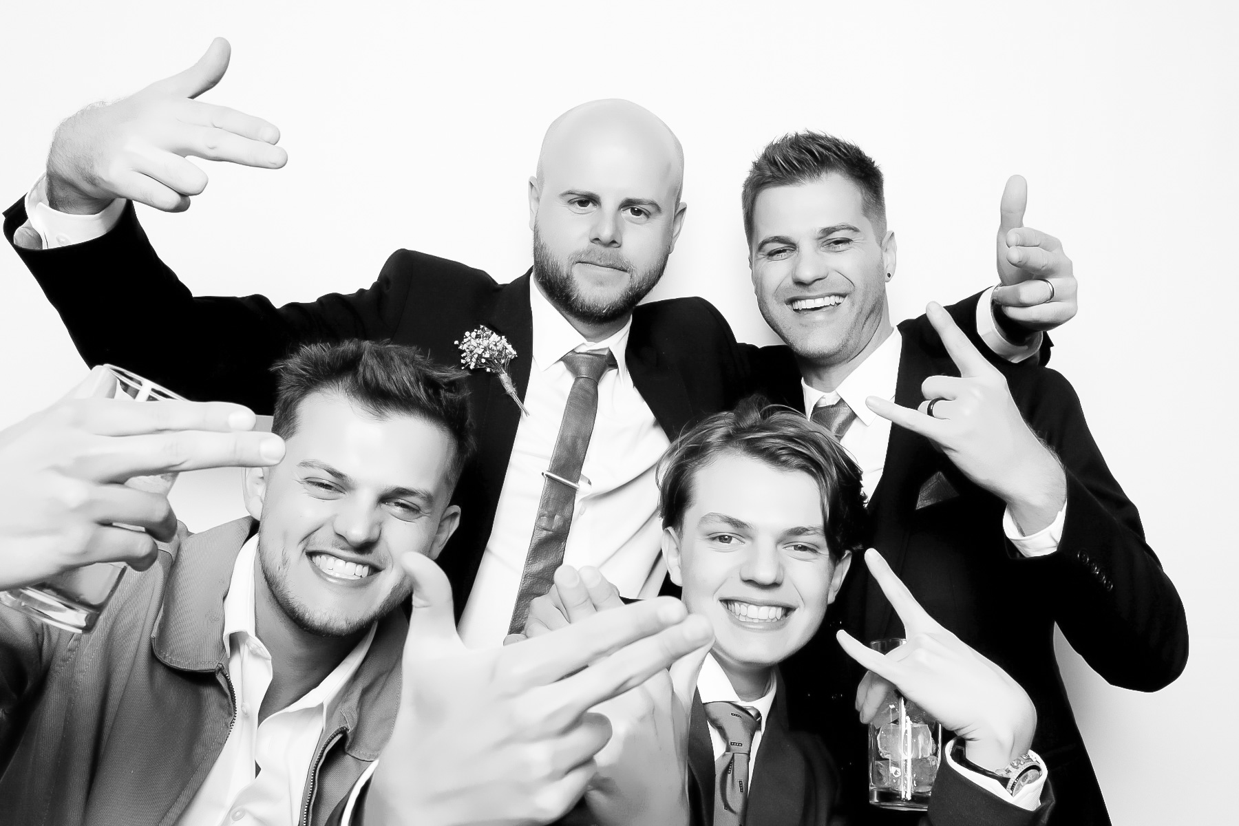 Sarah & Neil | View more photos from the event at photos.goldotter.co.za/u/GoldOtterMedia/Sarah-Neil