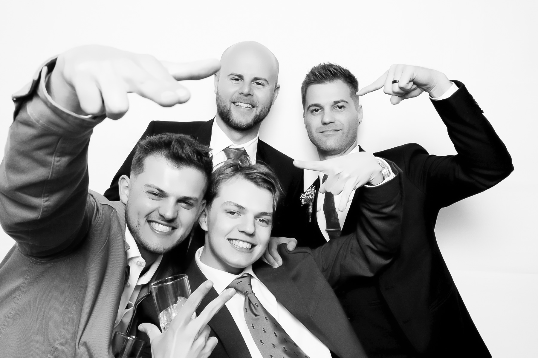 Sarah & Neil | View more photos from the event at photos.goldotter.co.za/u/GoldOtterMedia/Sarah-Neil