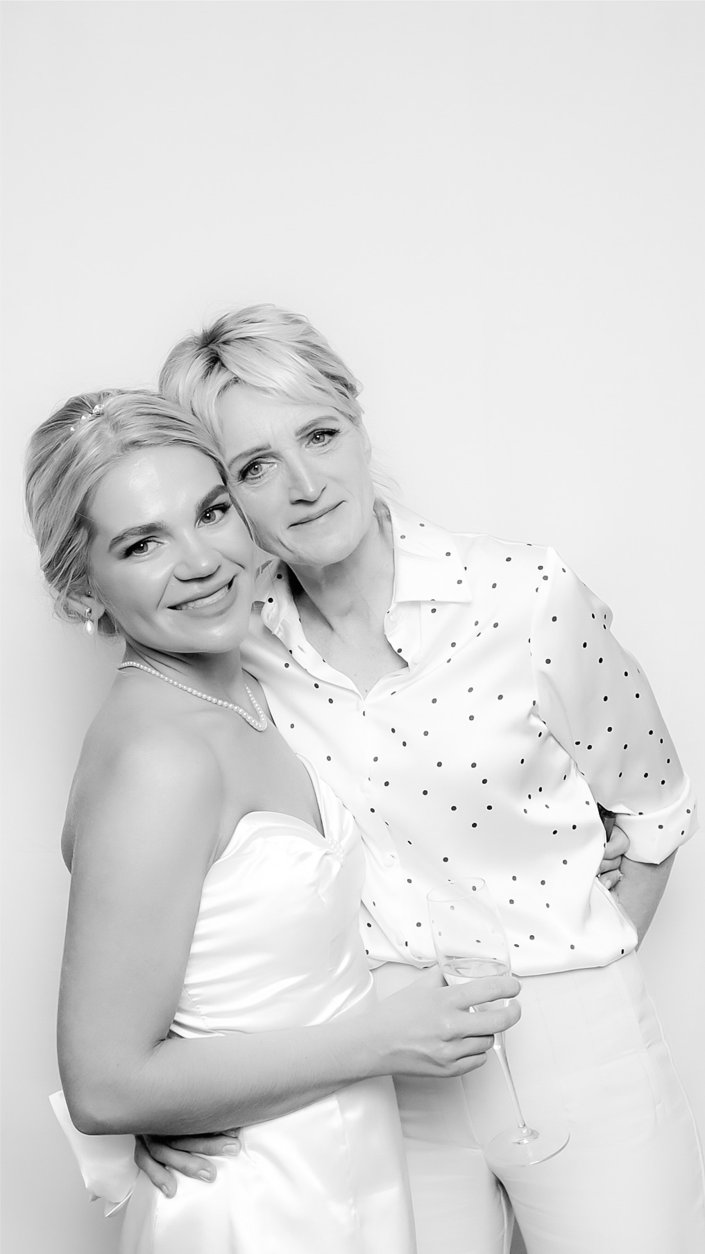 Steph & Cara | View more photos from the event at photos.goldotter.co.za/u/GoldOtterMedia/Steph-Cara