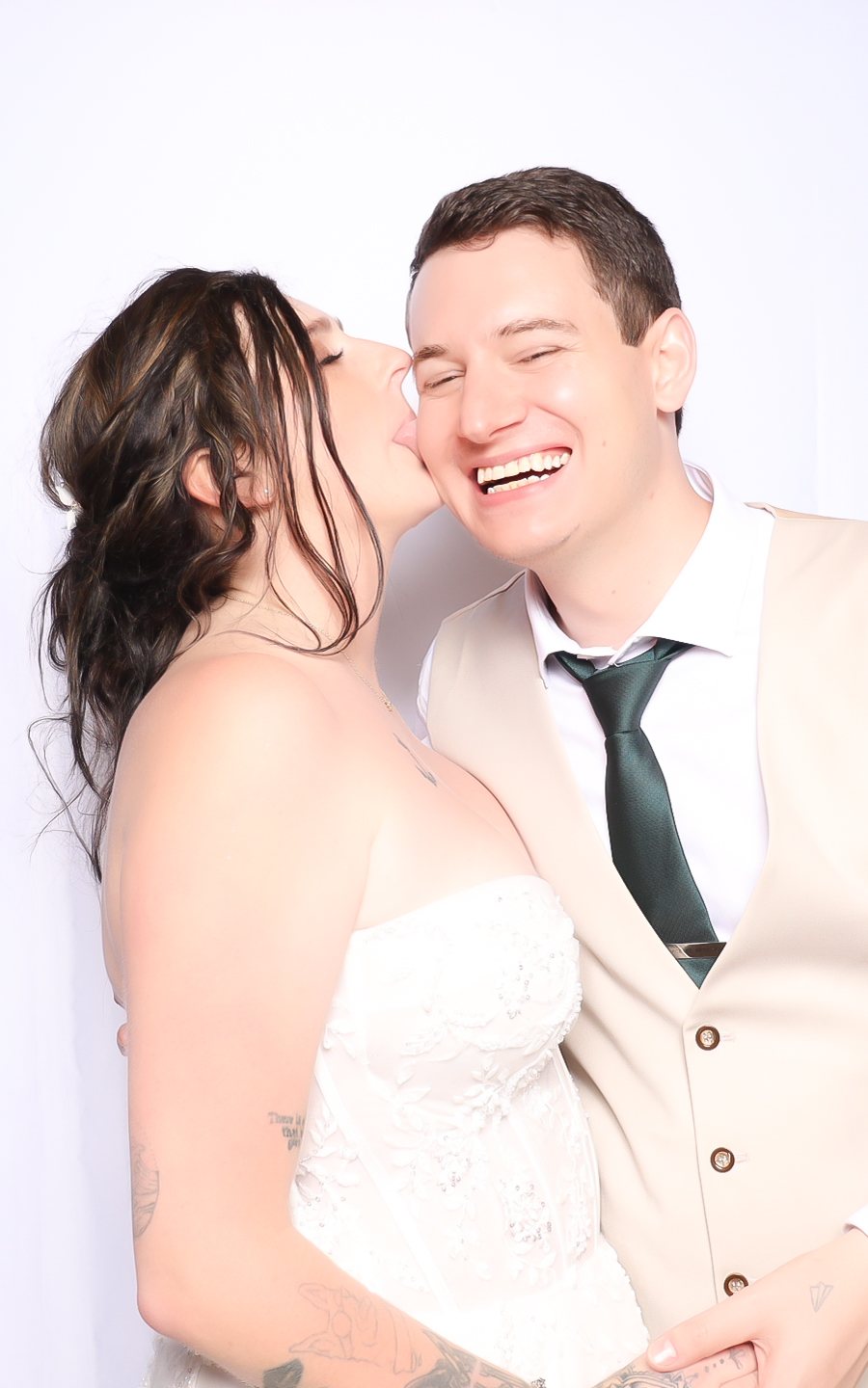 Jade & Joshua | View more photos from the event at photos.goldotter.co.za/u/GoldOtterMedia/Jade-Joshua