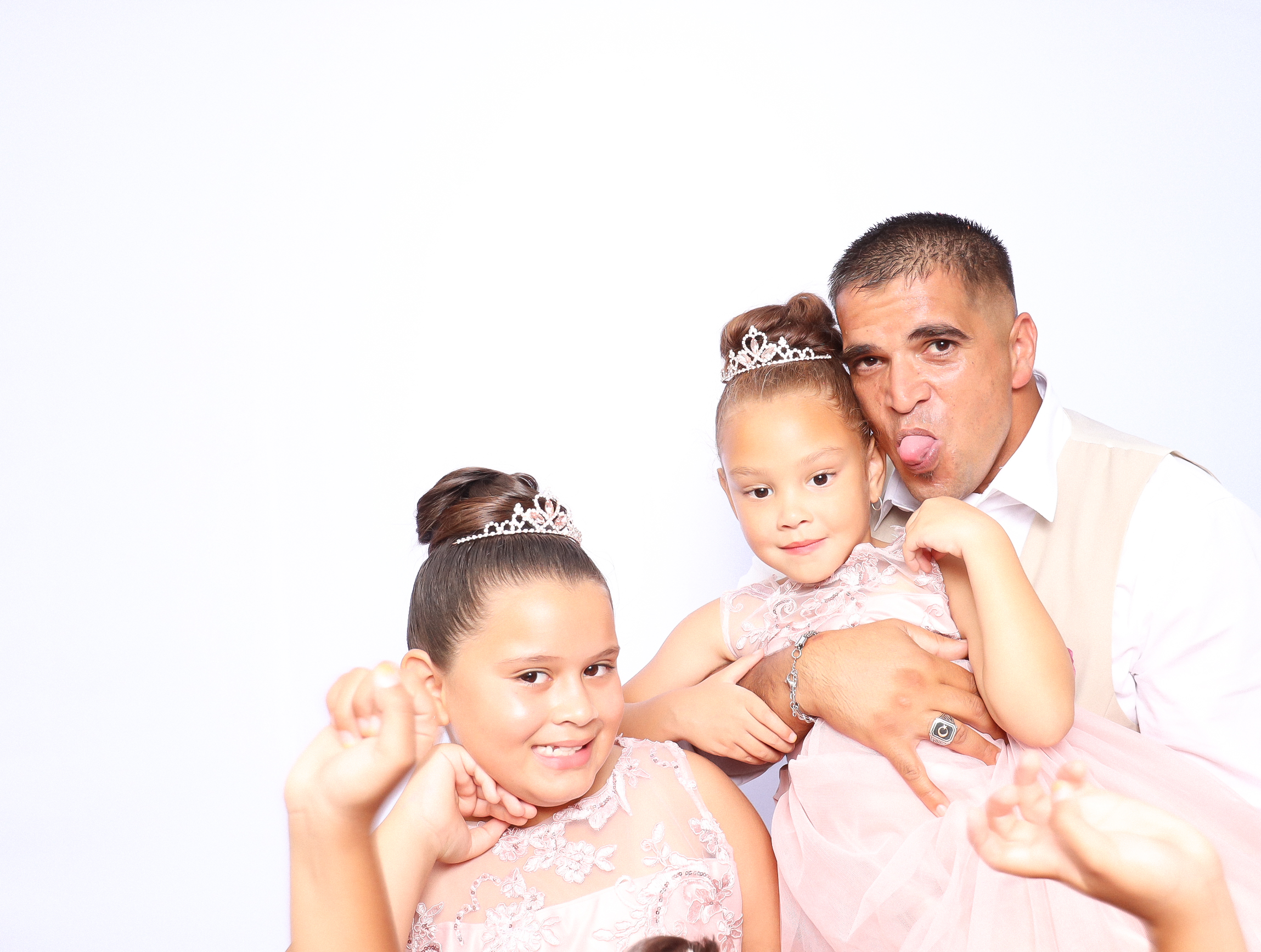 Kim and Sergio | View more photos from the event at photos.goldotter.co.za/u/GoldOtterMedia/Kim-and-Sergio