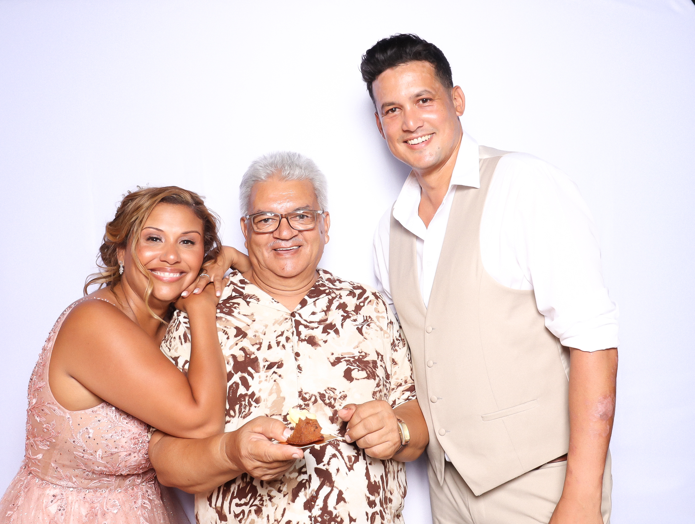 Kim and Sergio | View more photos from the event at photos.goldotter.co.za/u/GoldOtterMedia/Kim-and-Sergio