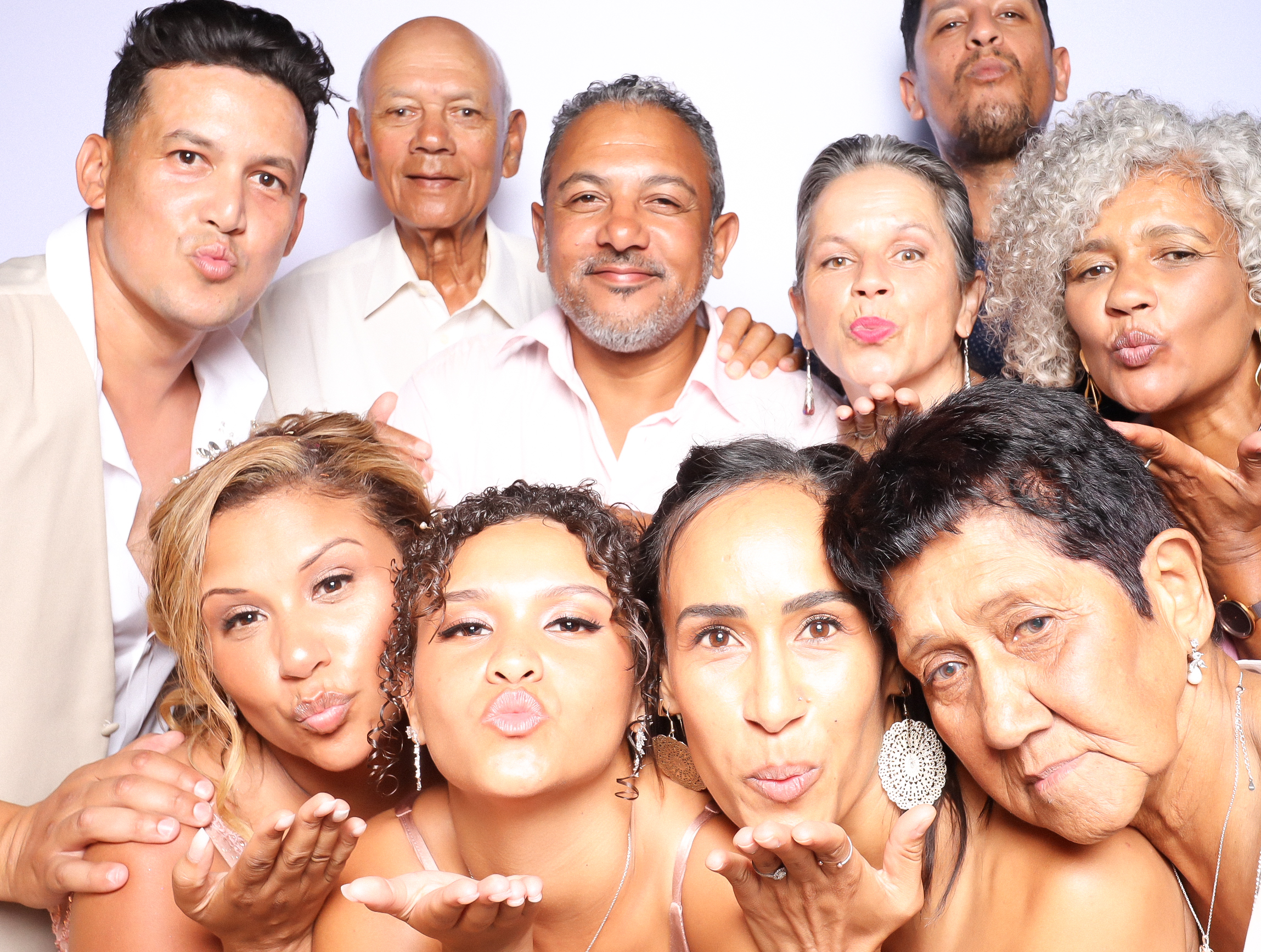 Kim and Sergio | View more photos from the event at photos.goldotter.co.za/u/GoldOtterMedia/Kim-and-Sergio