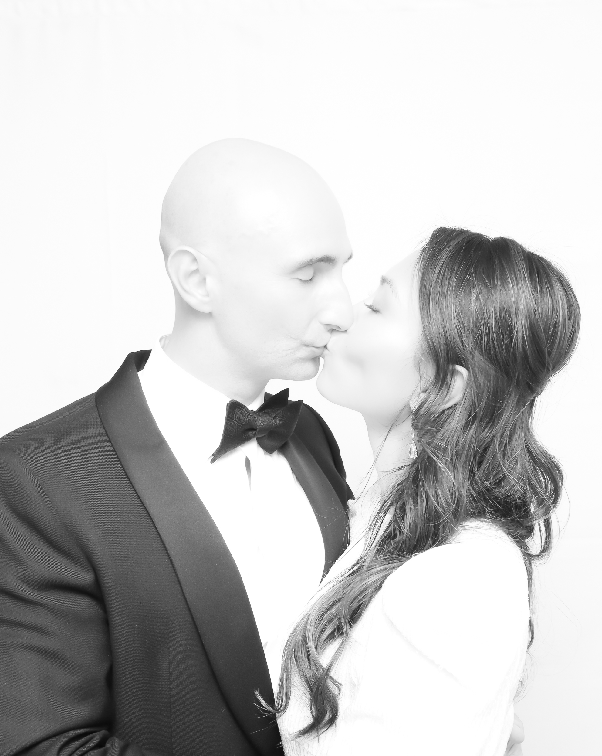 Mircea & Stephanie | View more photos from the event at photos.goldotter.co.za/u/GoldOtterMedia/Mircea-Stephanie